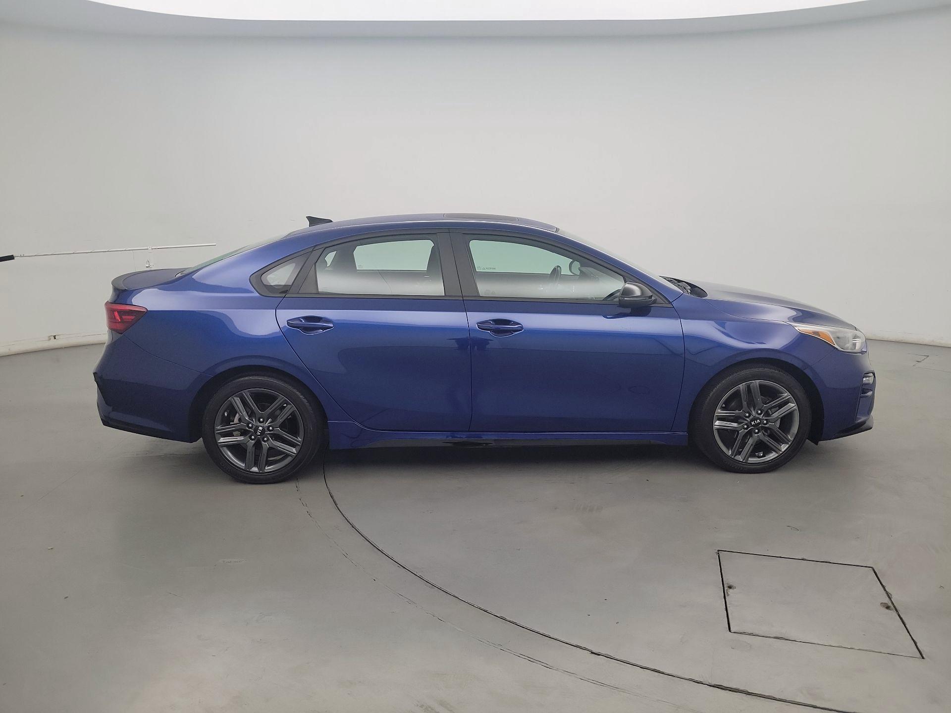 Thumbnail: 2021 Kia Forte - 4