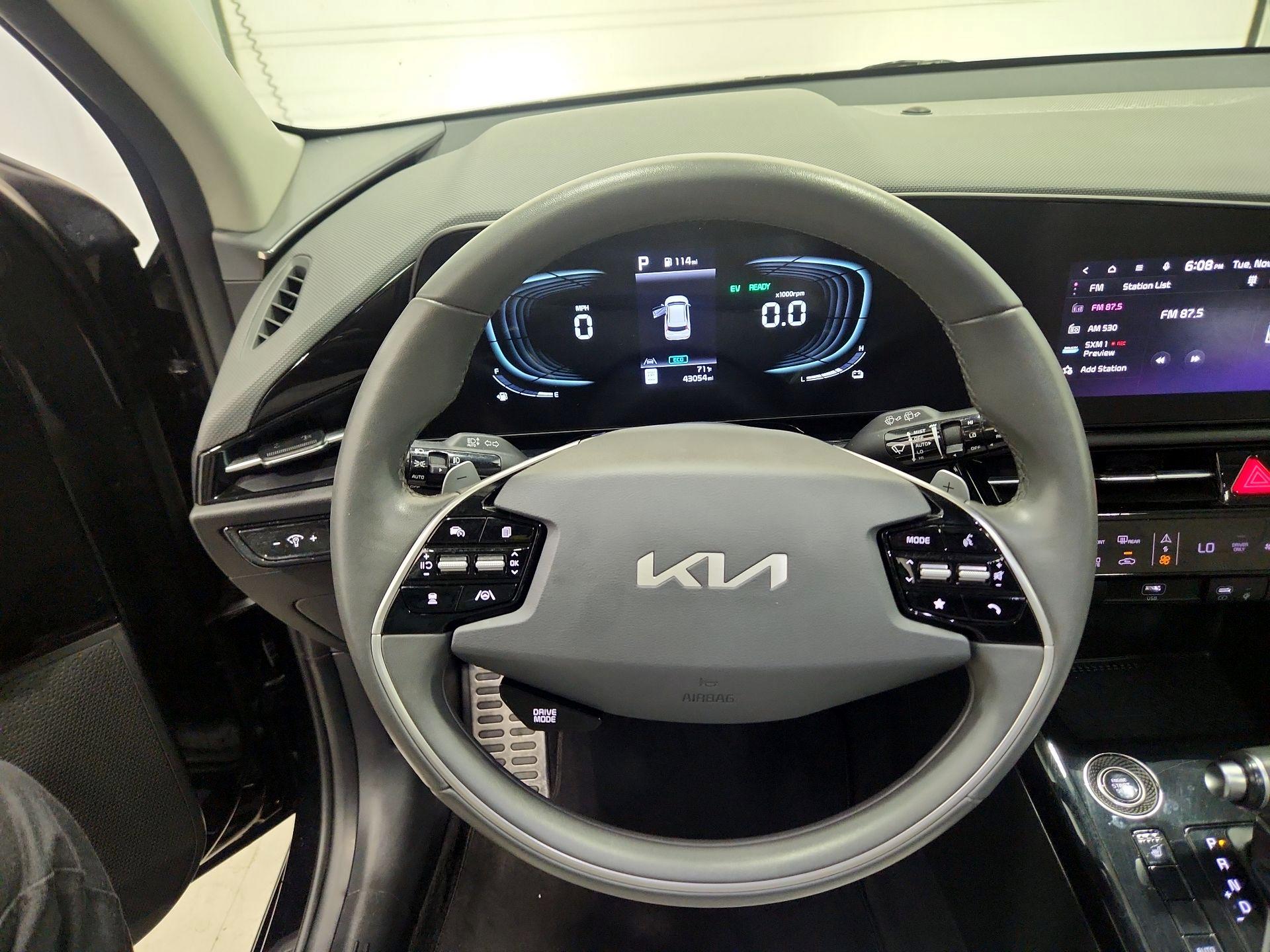 Thumbnail: 2023 Kia Niro - 10