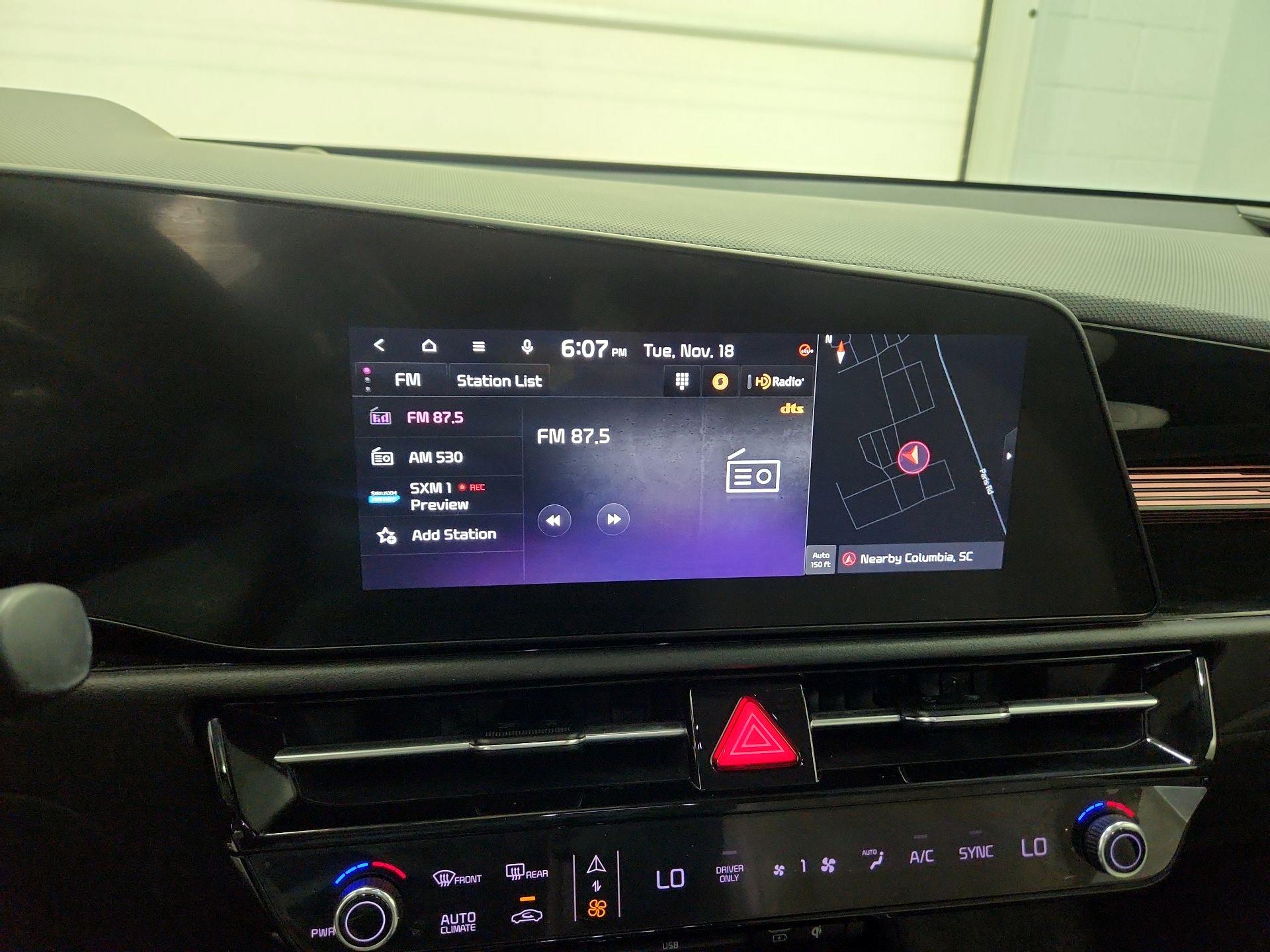 Thumbnail: 2023 Kia Niro - 15