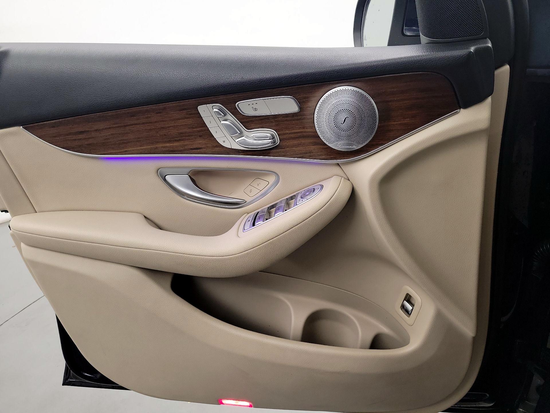 Thumbnail: 2020 Mercedes-Benz GLC - 10