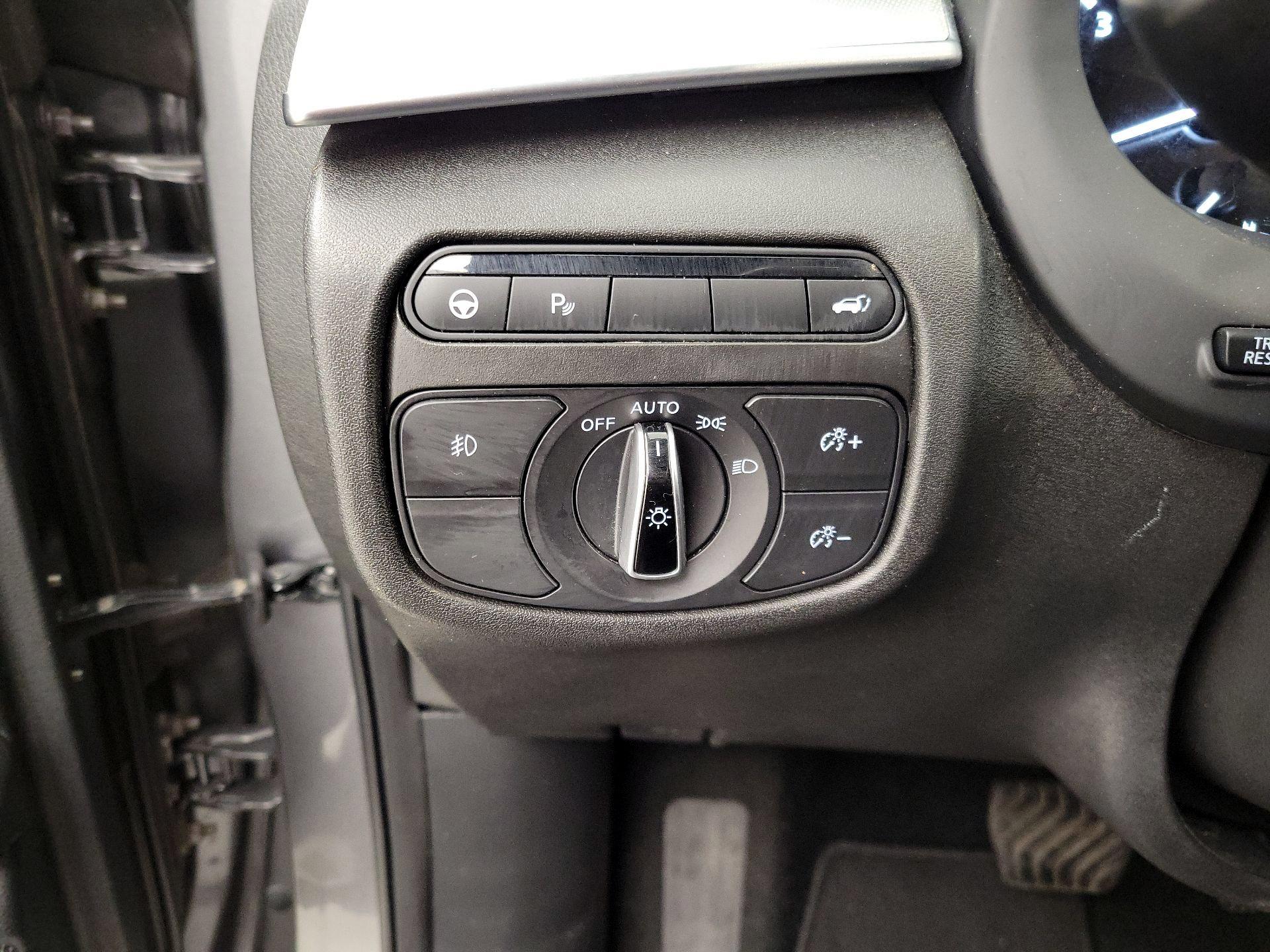 Thumbnail: 2021 INFINITI QX50 - 13