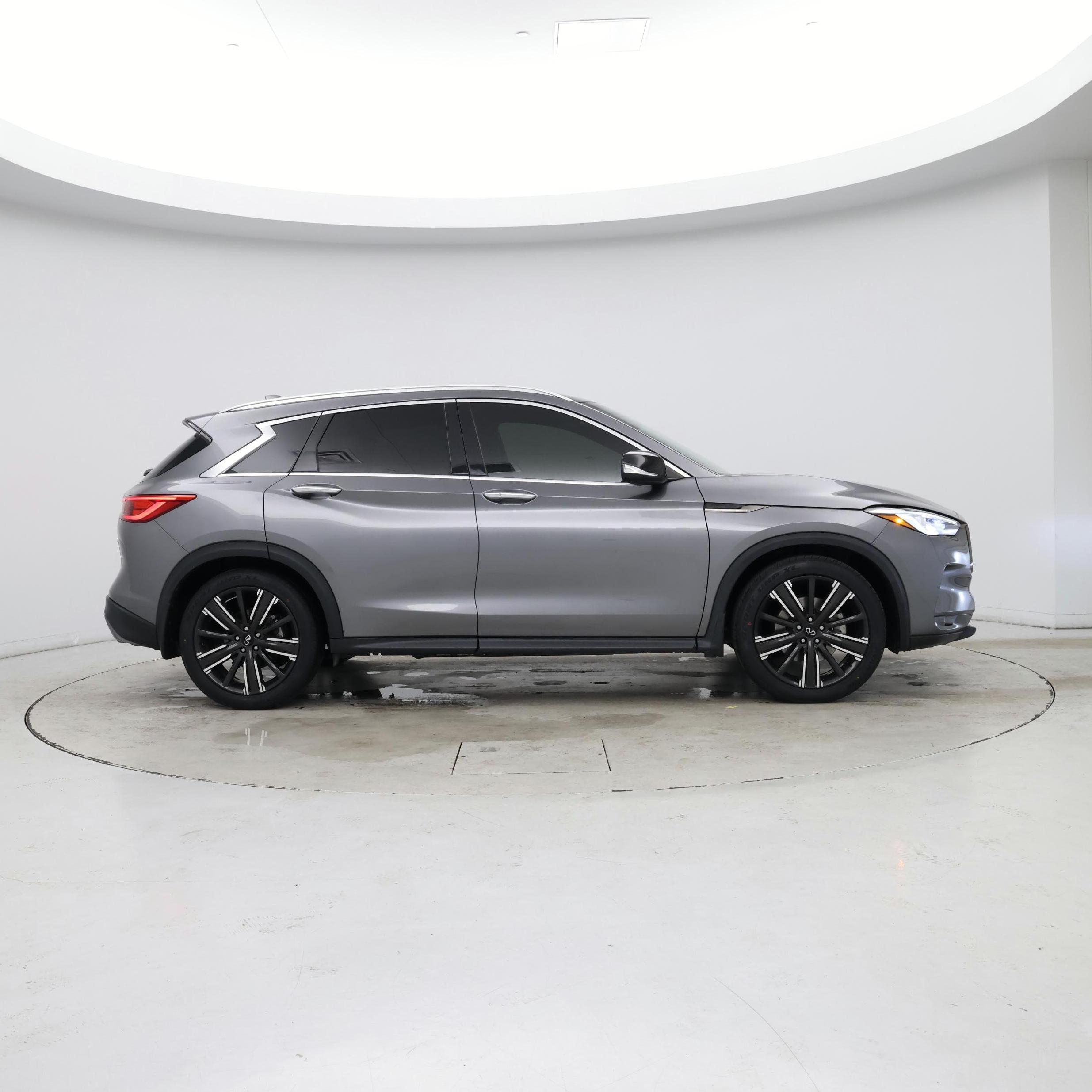 Thumbnail: 2021 INFINITI QX50 - 7