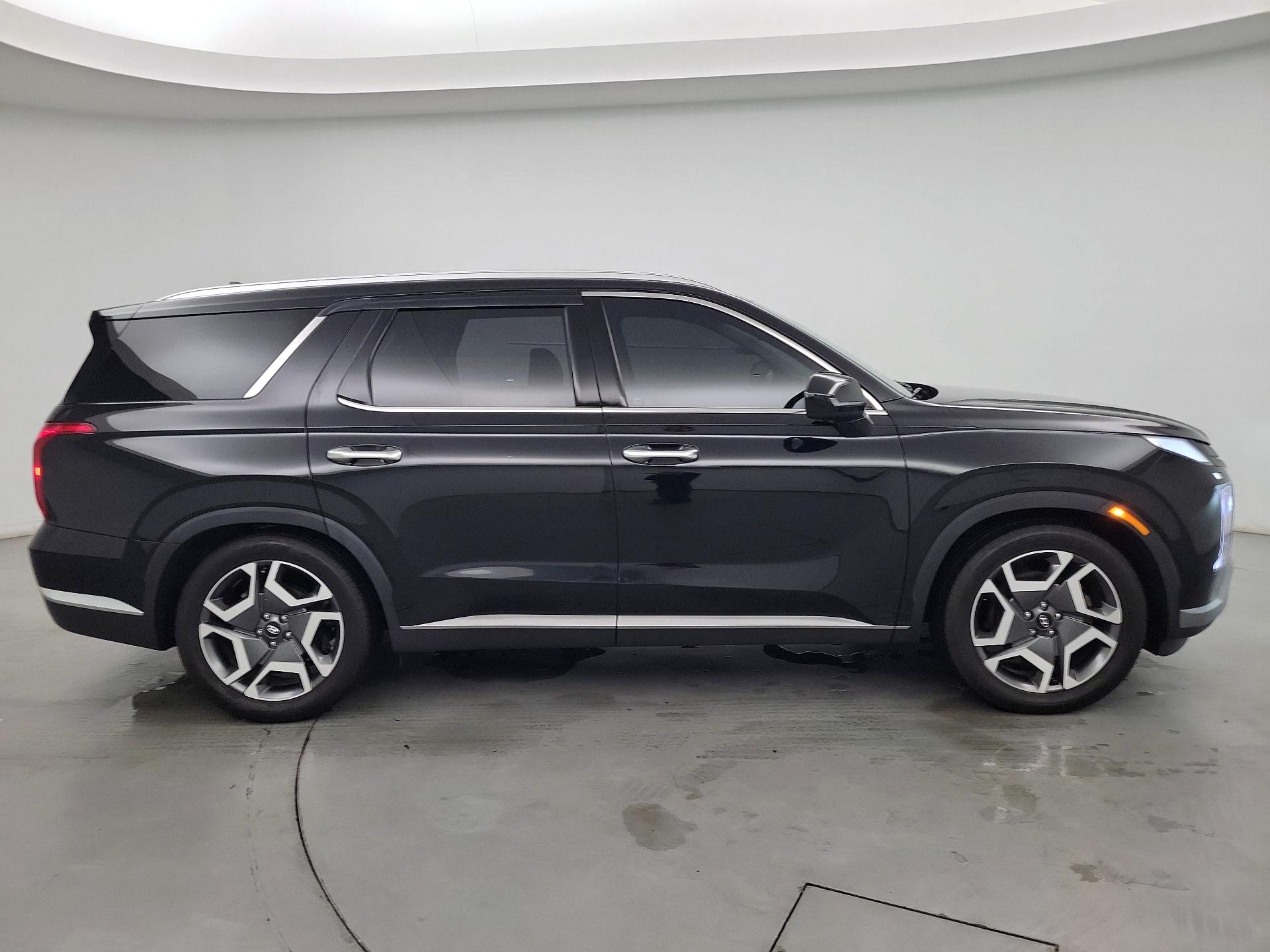 Thumbnail: 2023 Hyundai Palisade - 4