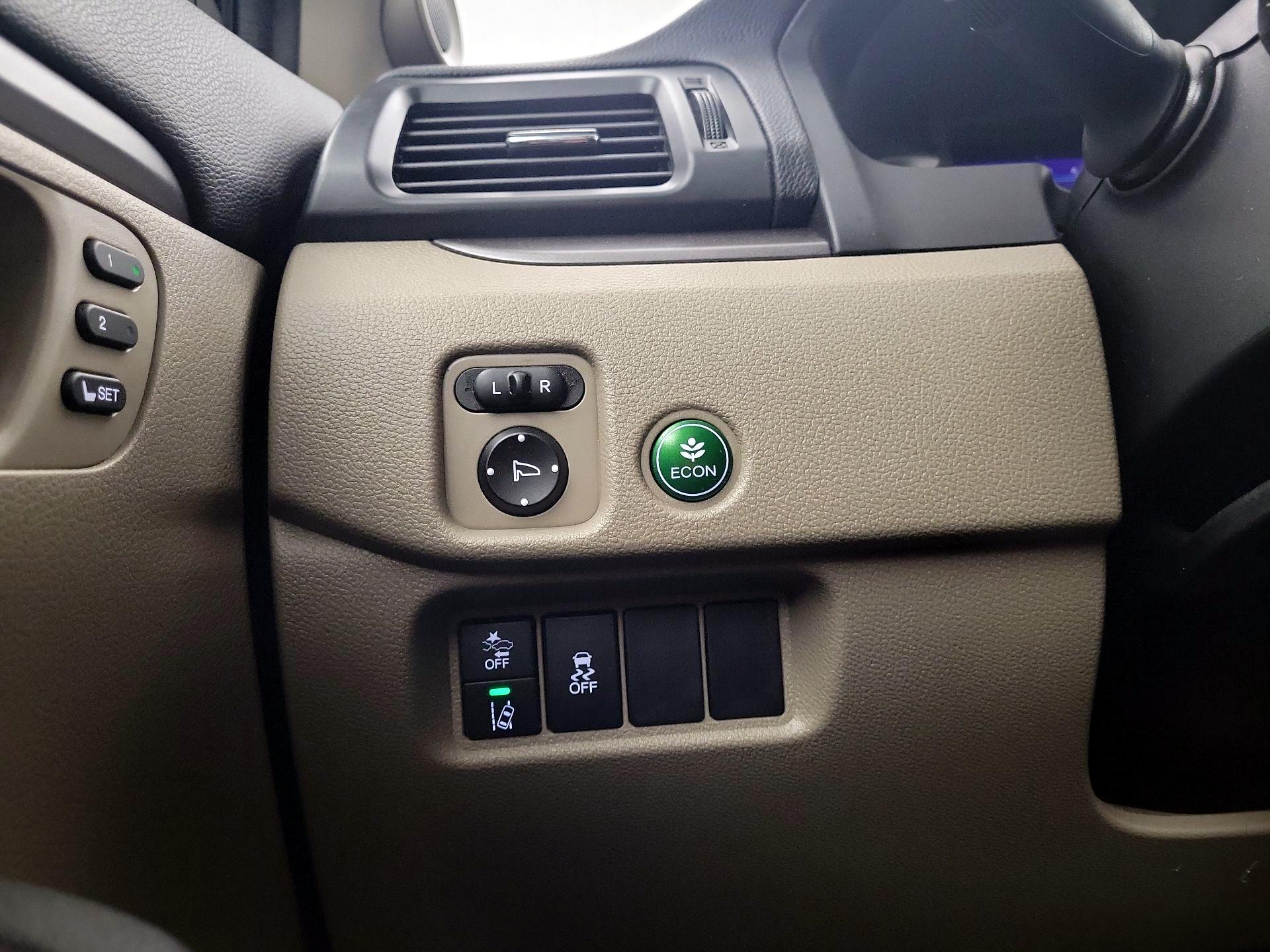 Thumbnail: 2020 Honda Pilot - 11