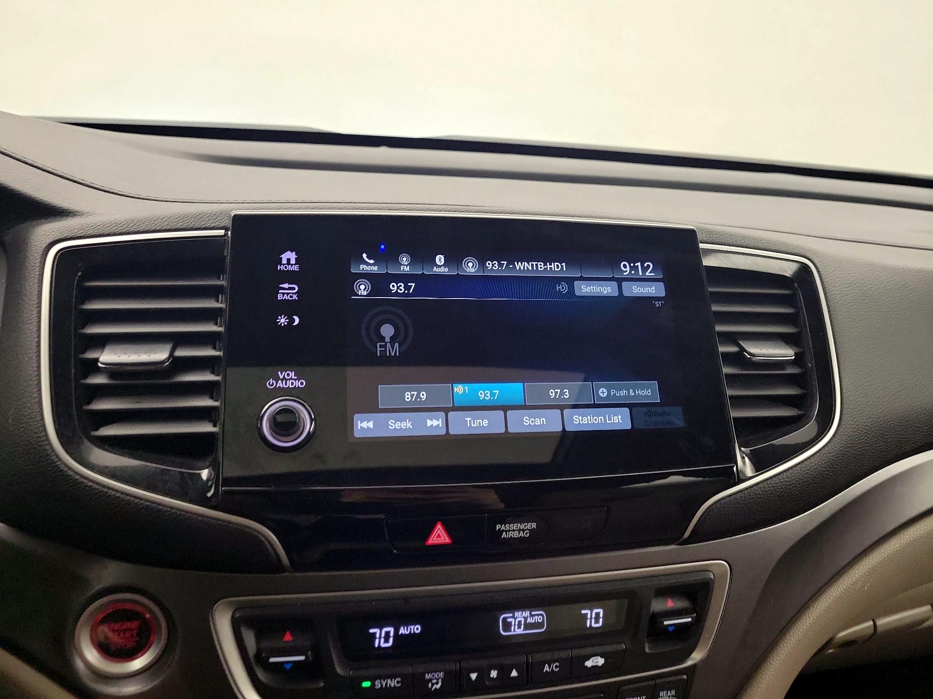 Thumbnail: 2020 Honda Pilot - 13