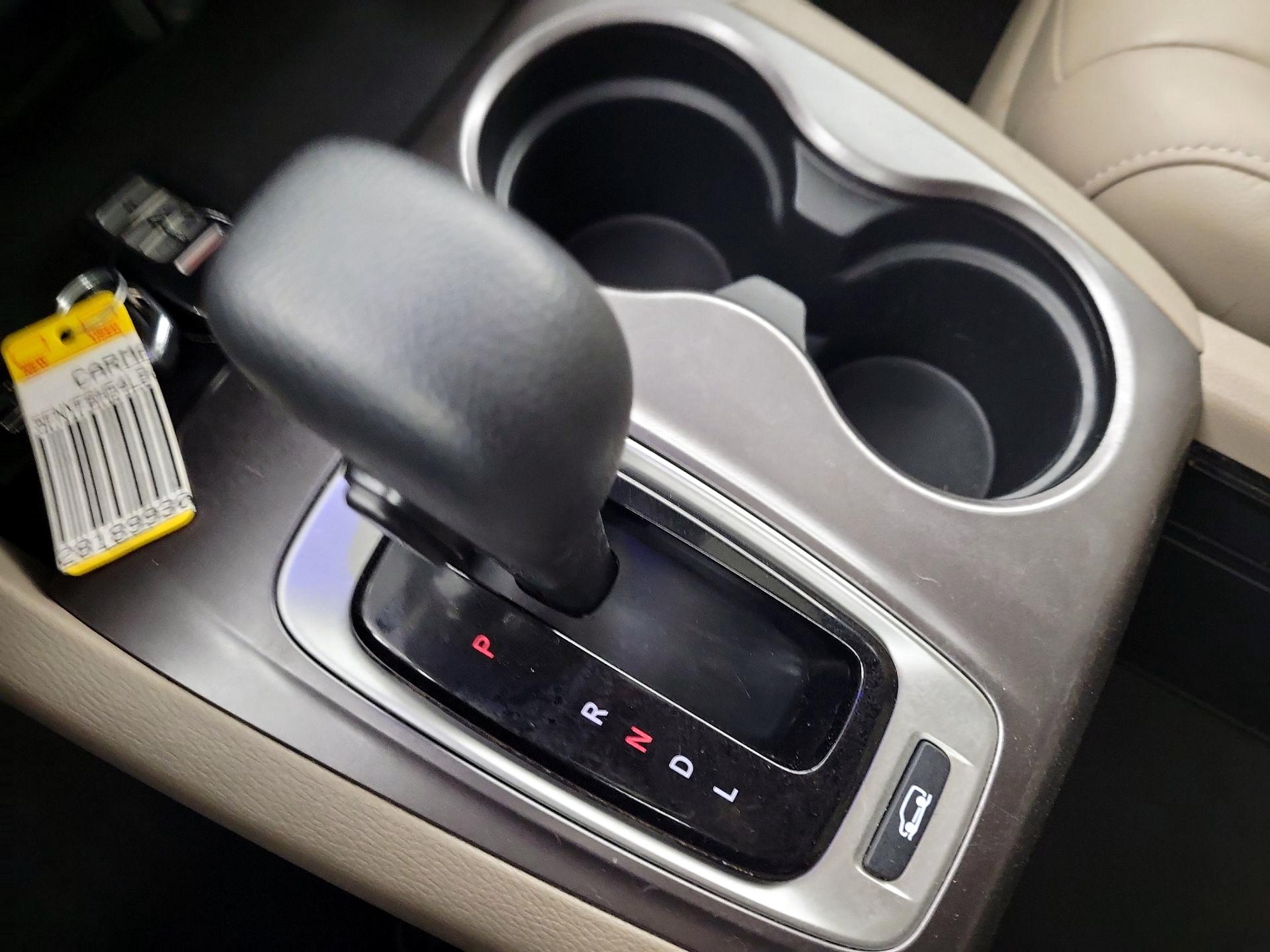 Thumbnail: 2020 Honda Pilot - 15