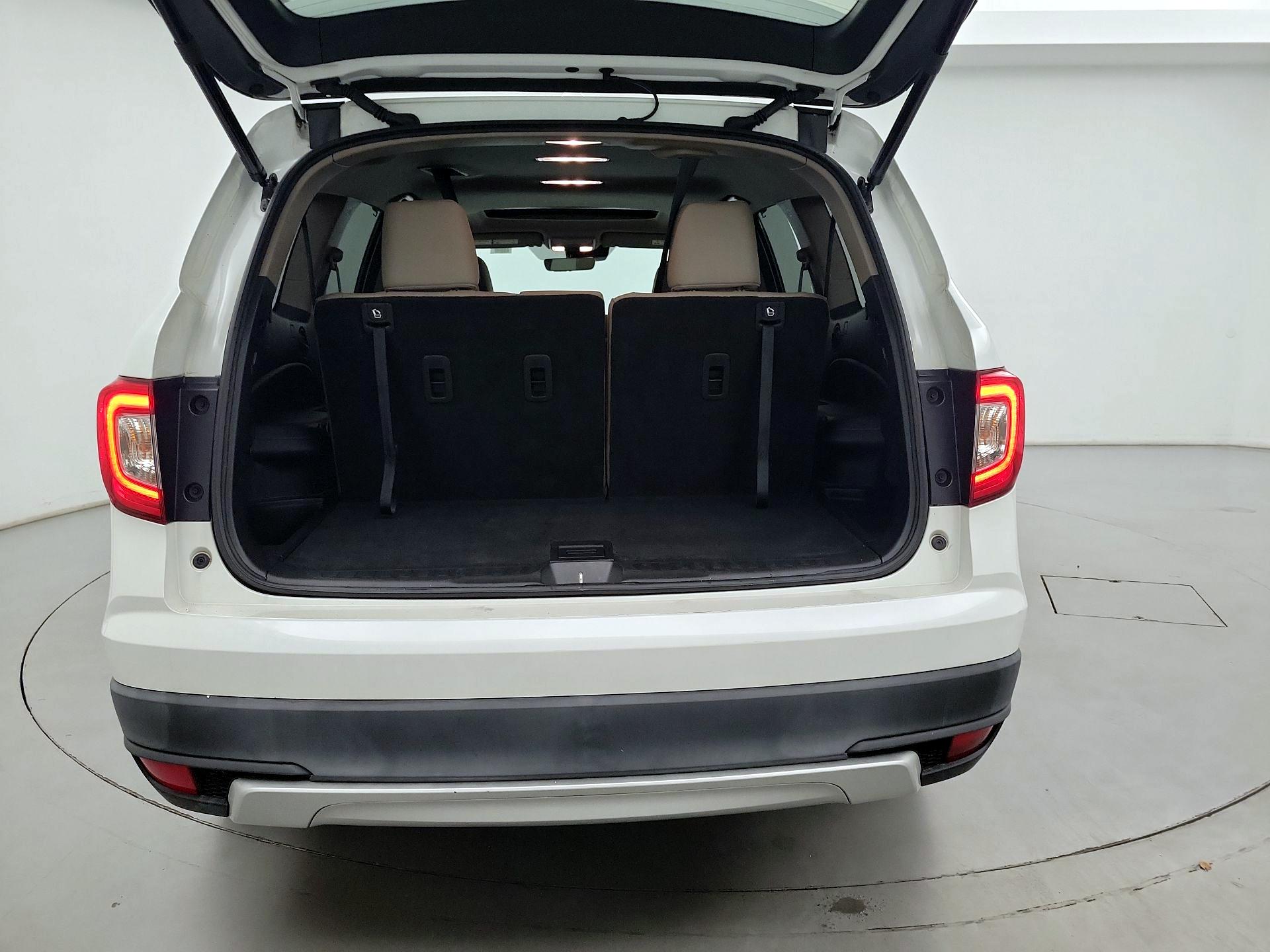 Thumbnail: 2020 Honda Pilot - 20