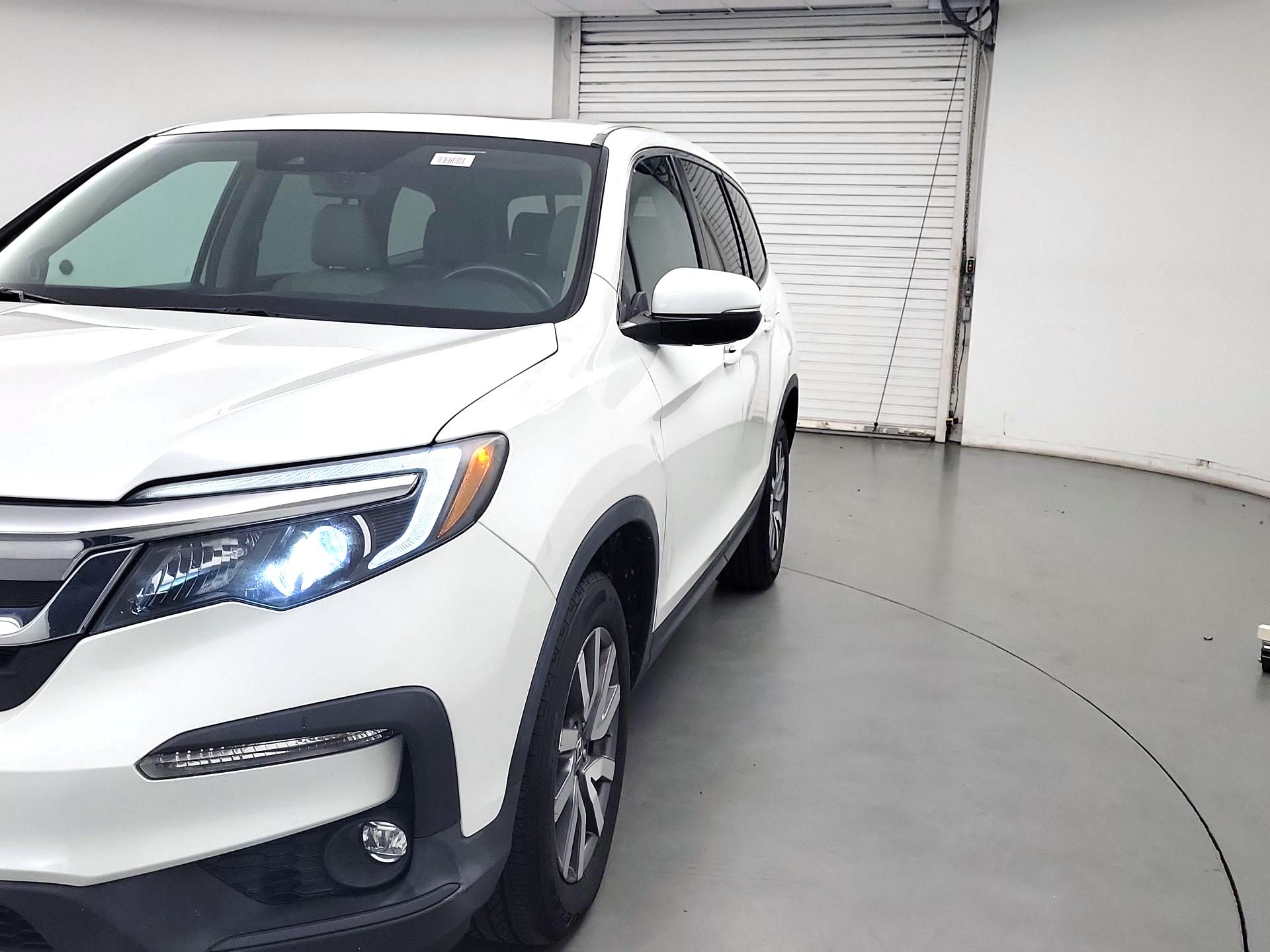 Thumbnail: 2020 Honda Pilot - 3