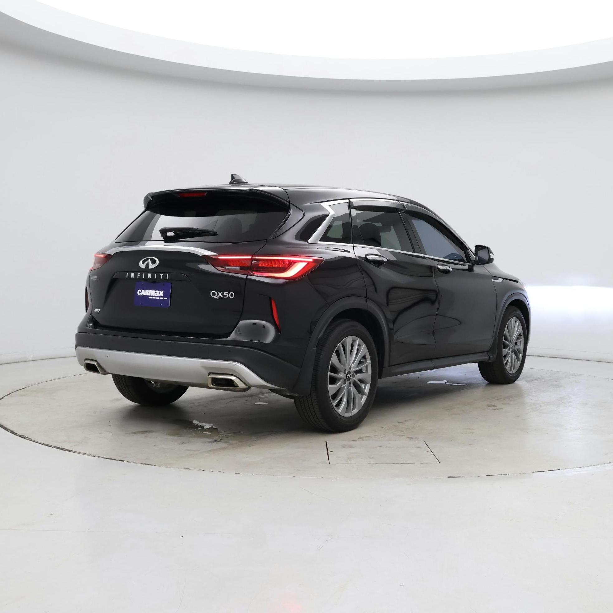 Thumbnail: 2023 INFINITI QX50 - 8