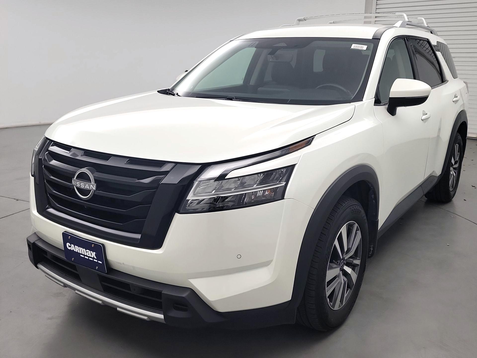 Thumbnail: 2024 Nissan Pathfinder - 3