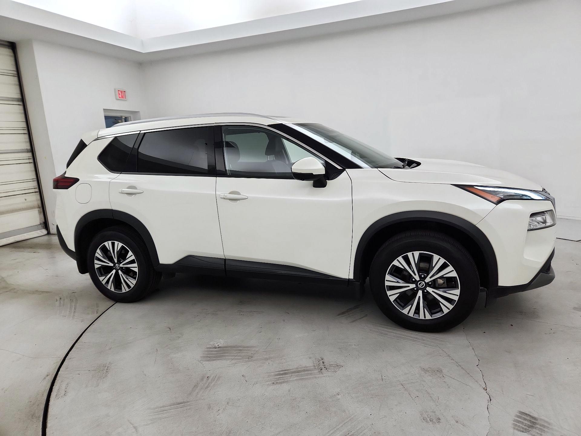 Thumbnail: 2021 Nissan Rogue - 4