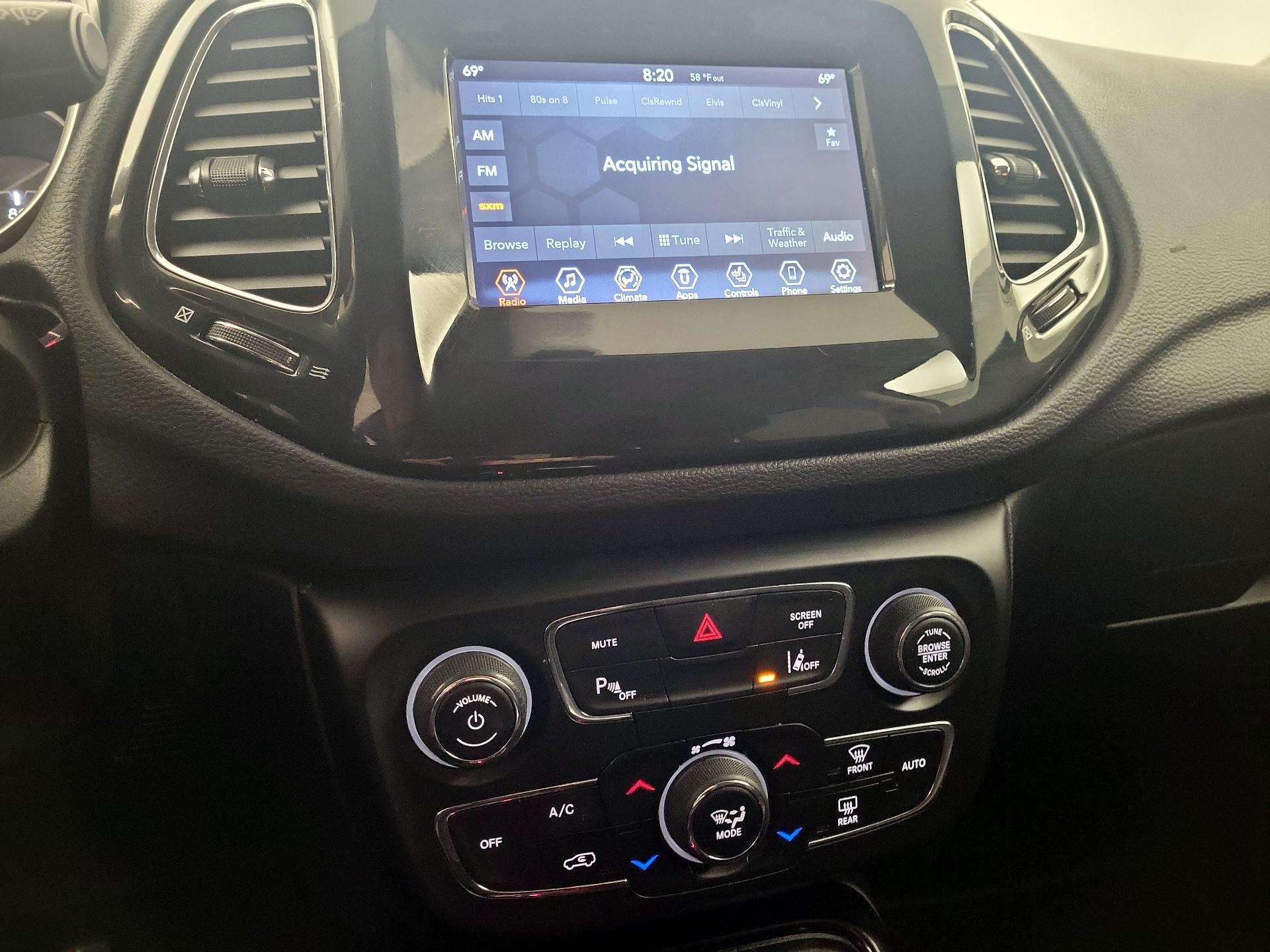 Thumbnail: 2021 Jeep Compass - 13