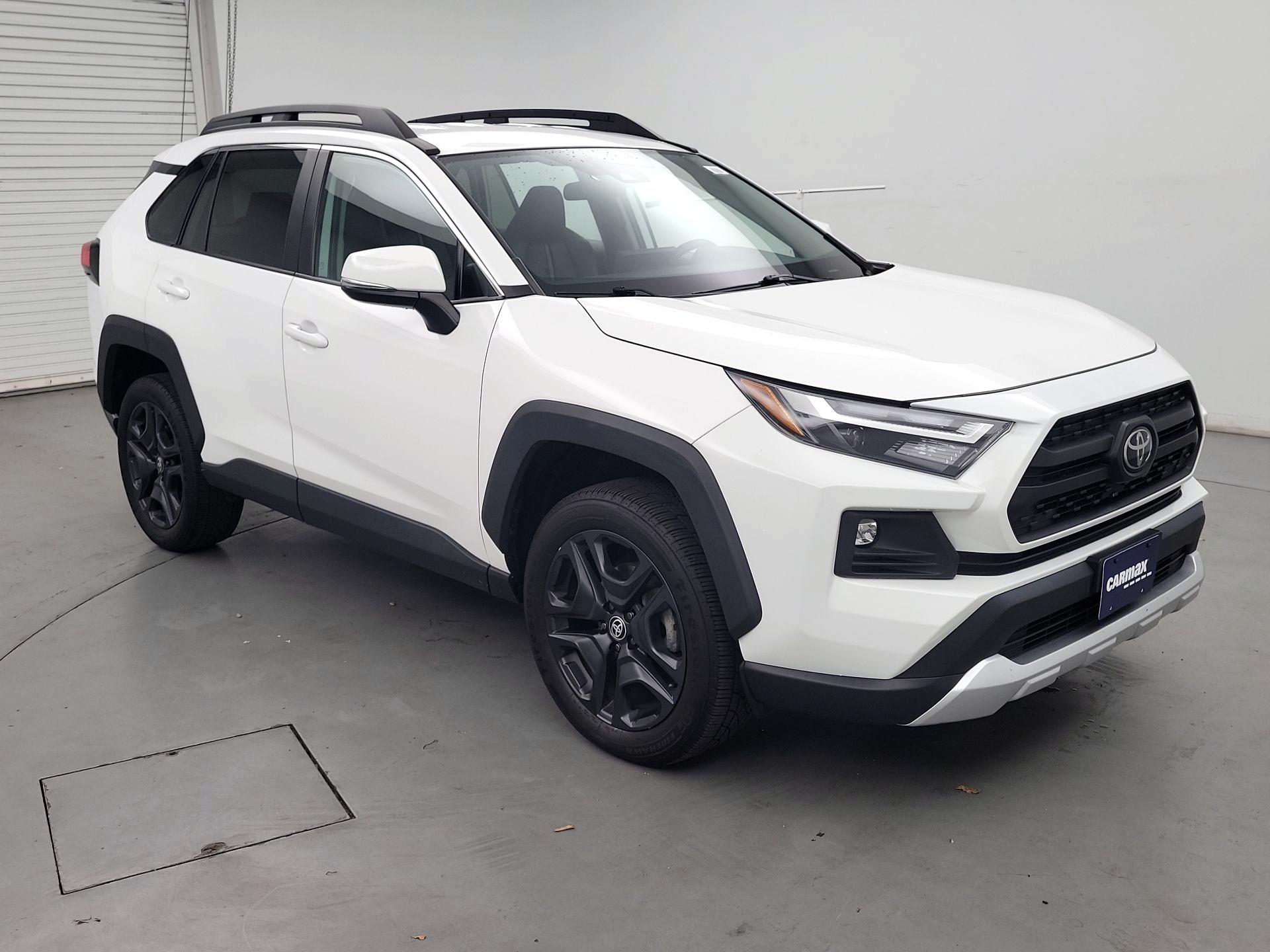 Thumbnail: 2022 Toyota RAV4 - 1