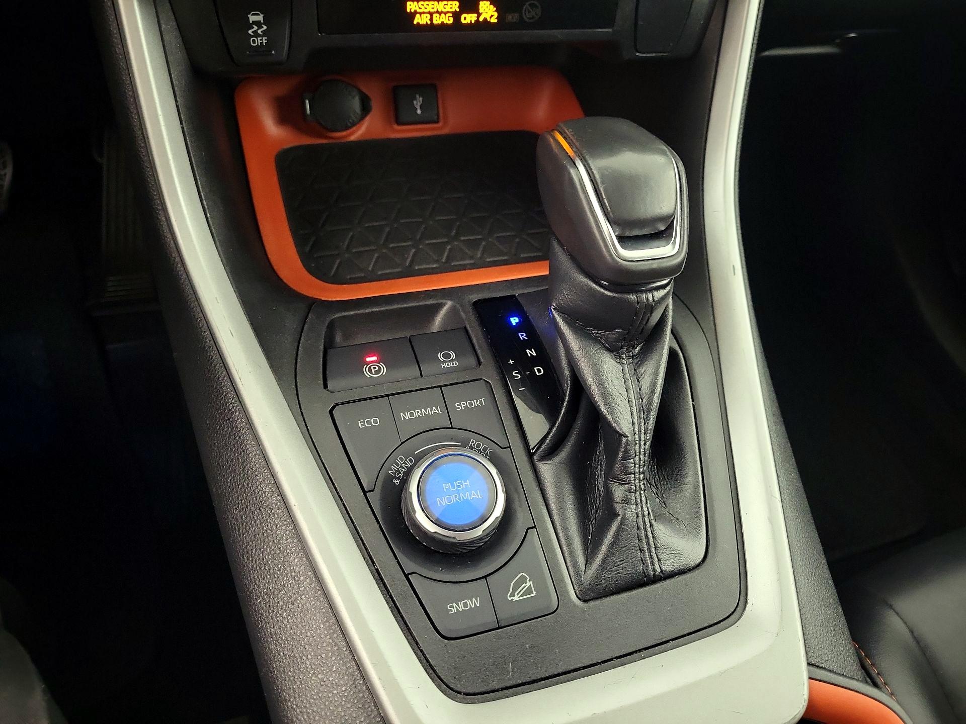 Thumbnail: 2022 Toyota RAV4 - 14