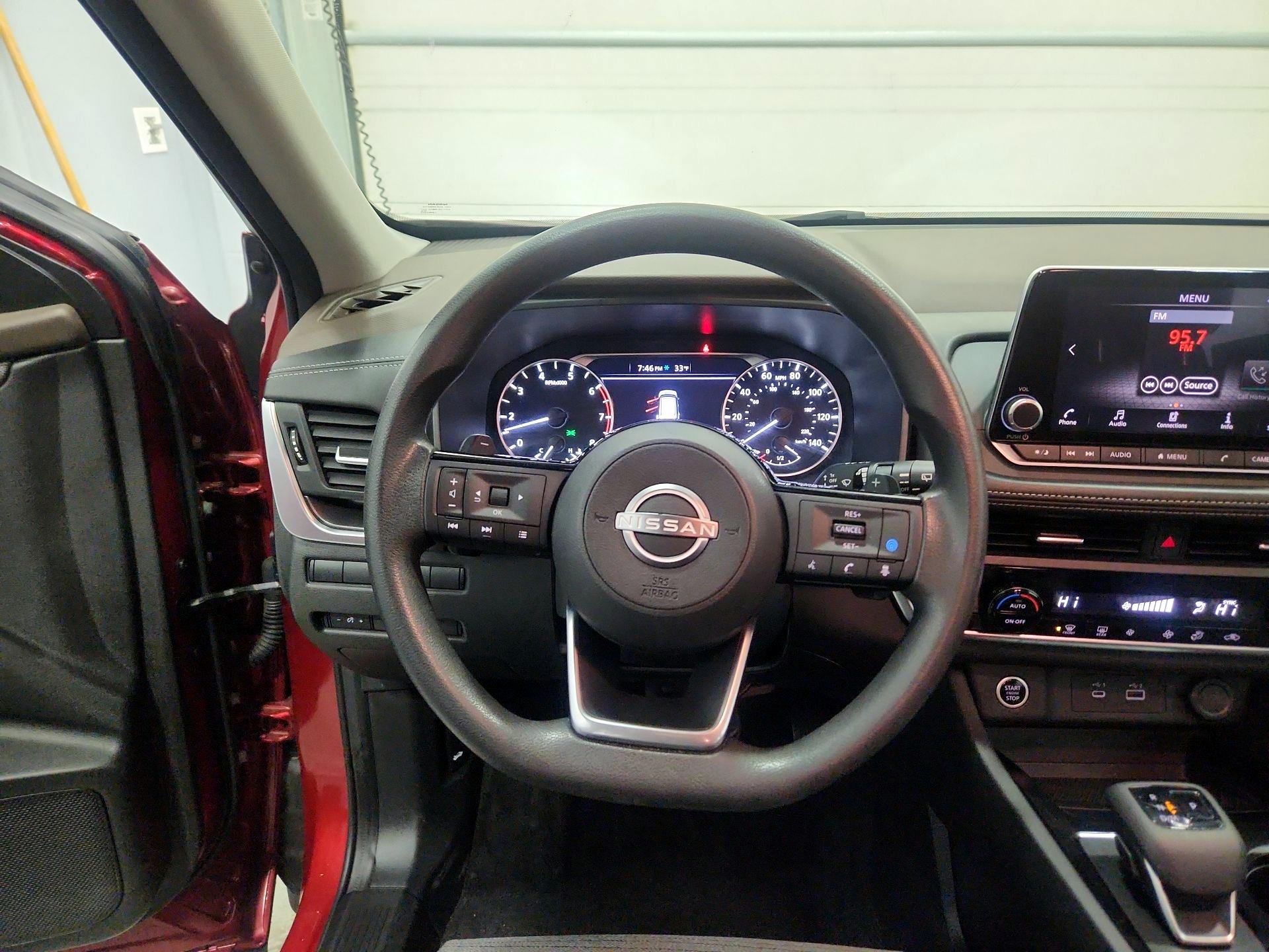 Thumbnail: 2023 Nissan Rogue - 10