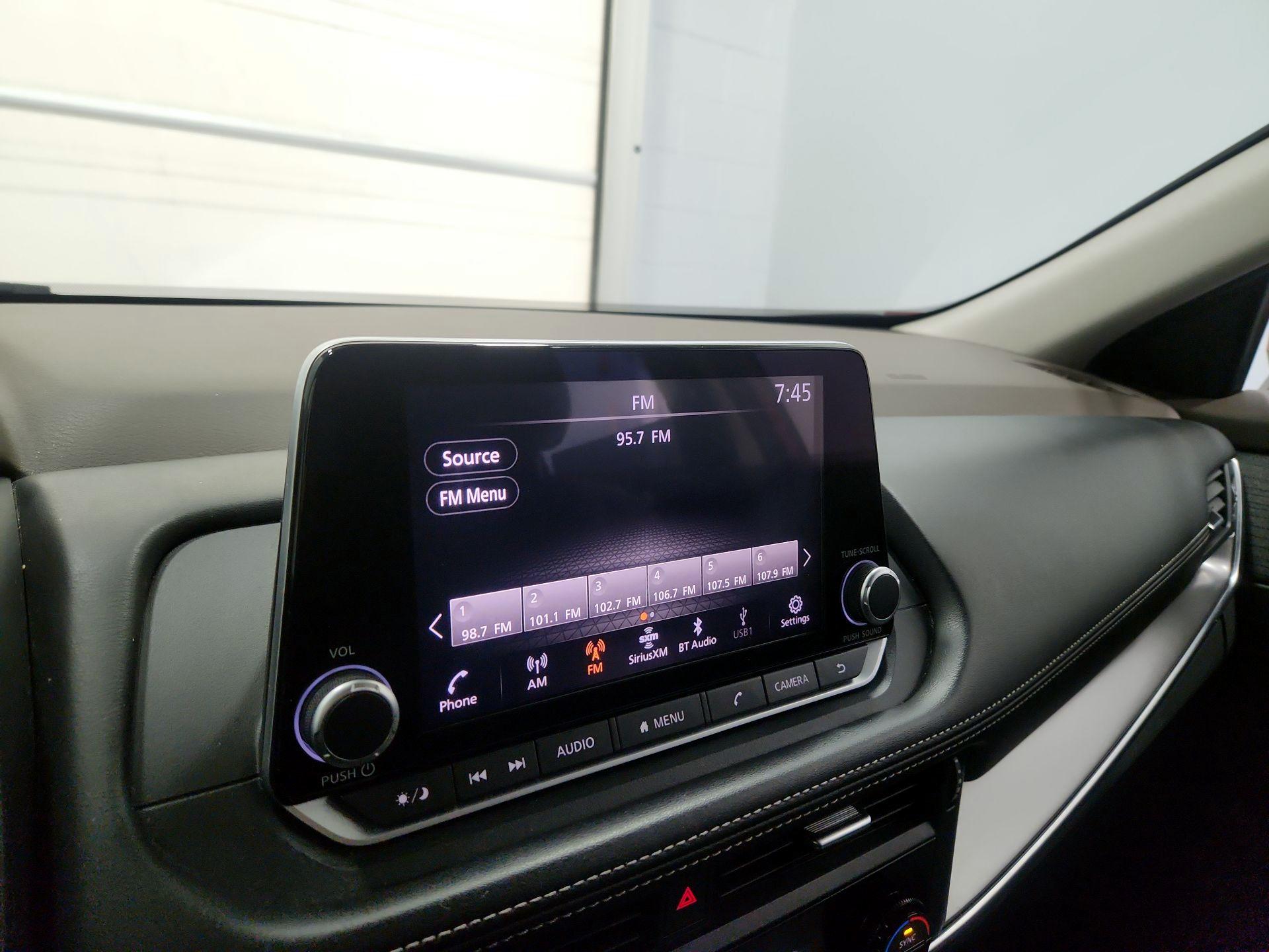 Thumbnail: 2023 Nissan Rogue - 15