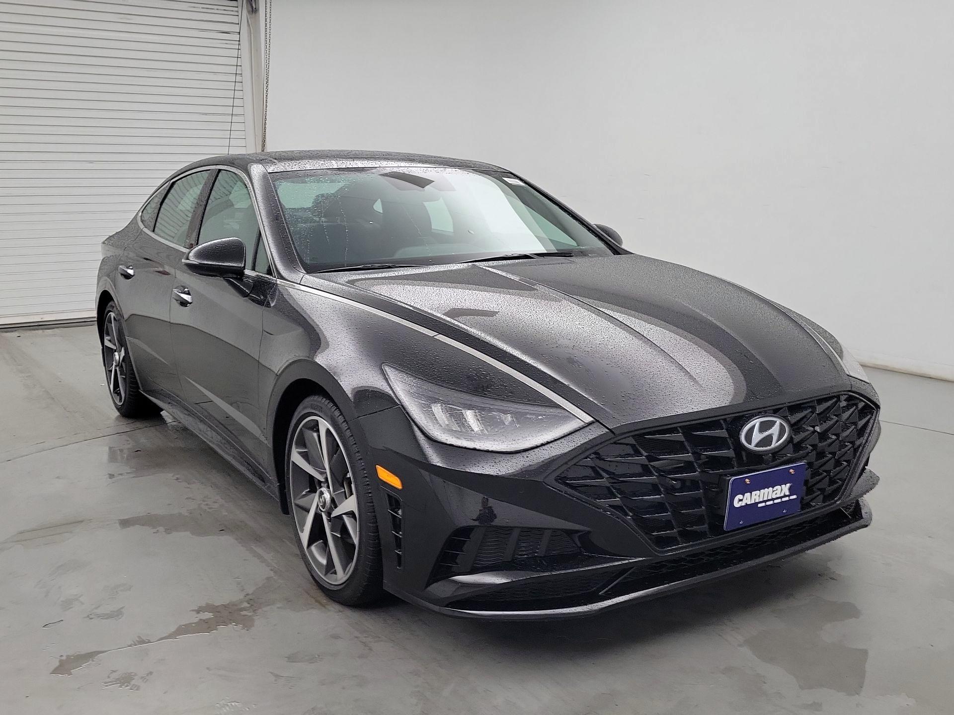 Thumbnail: 2022 Hyundai Sonata - 1