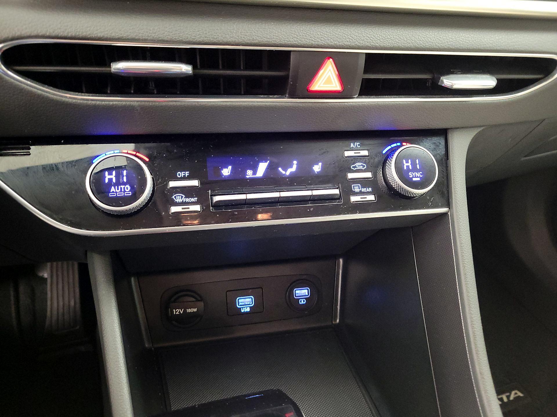 Thumbnail: 2023 Hyundai Sonata - 16