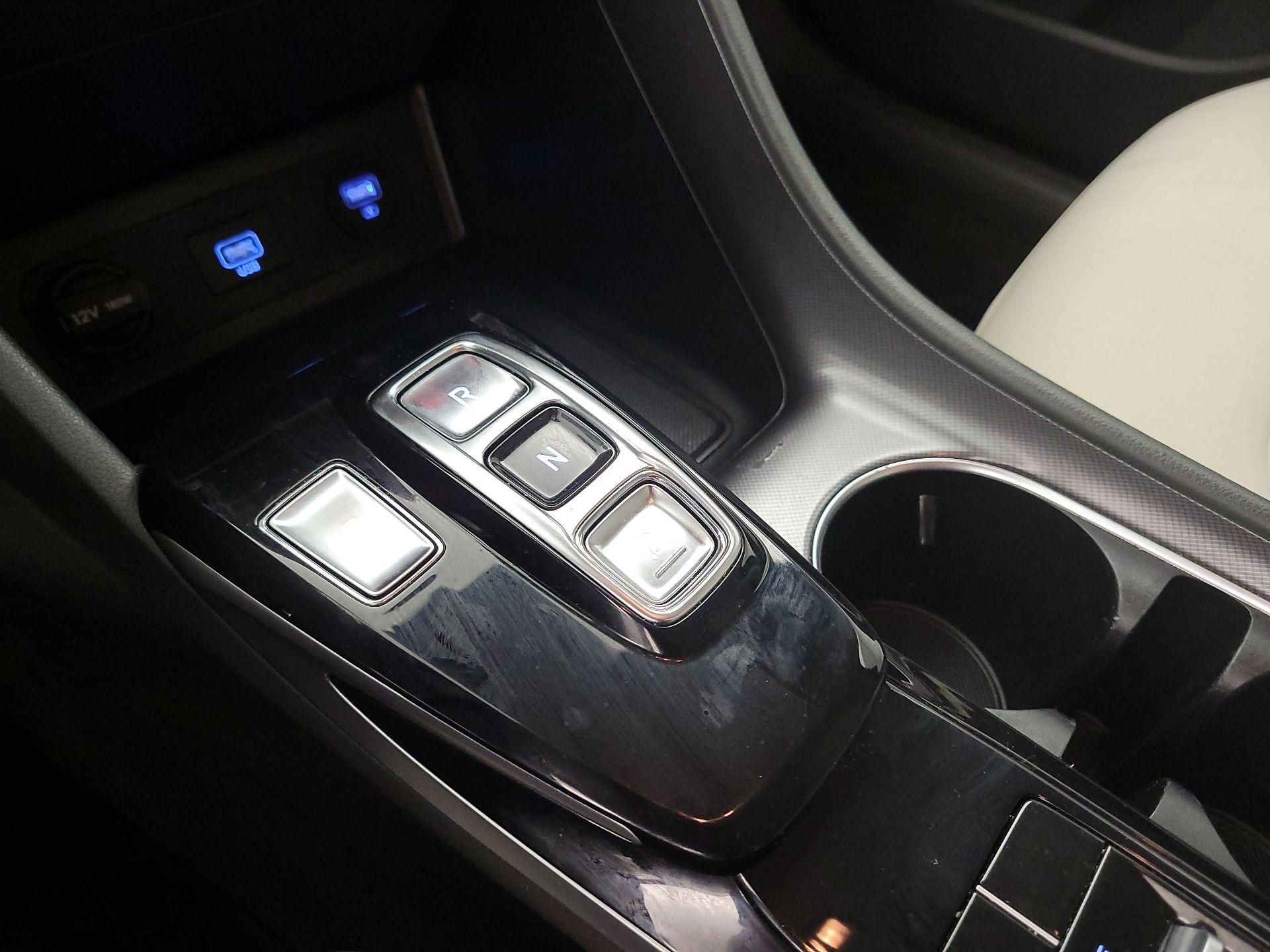 Thumbnail: 2023 Hyundai Sonata - 17