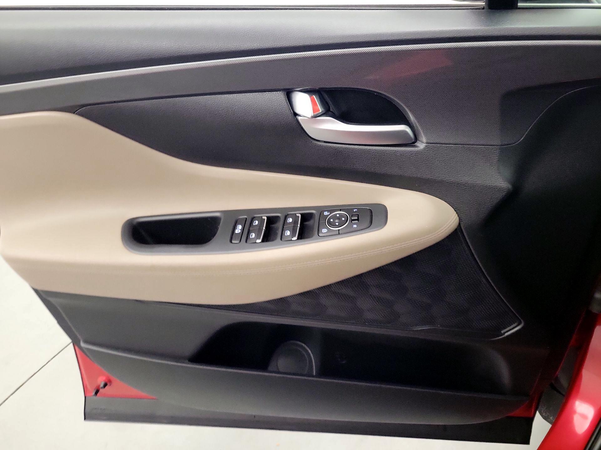 Thumbnail: 2022 Hyundai Santa Fe - 10