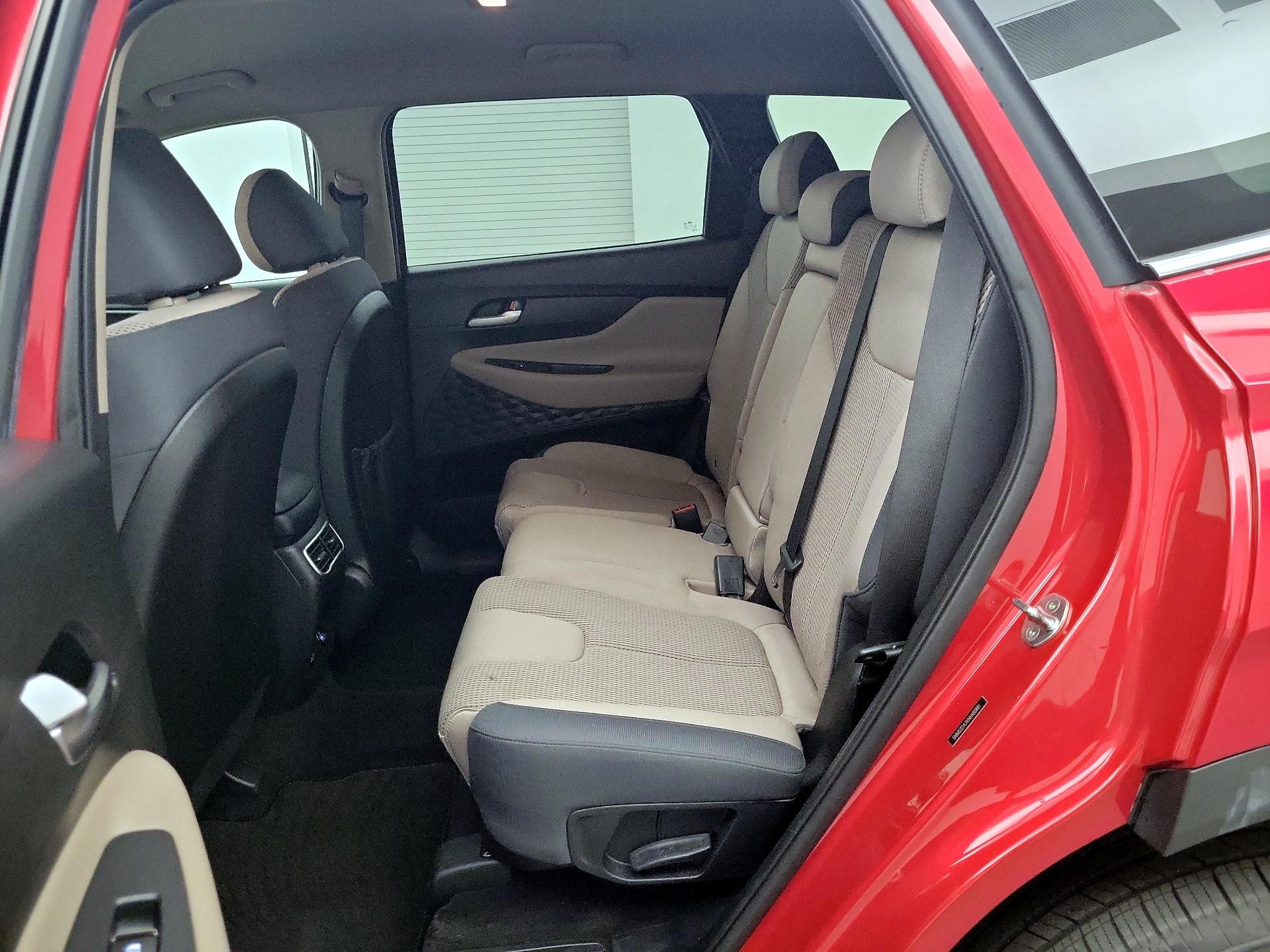 Thumbnail: 2022 Hyundai Santa Fe - 17