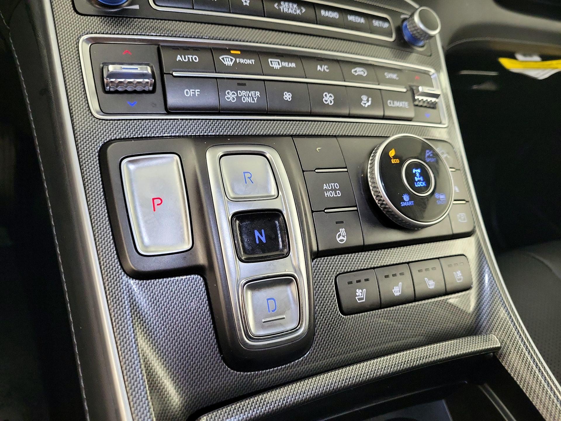 Thumbnail: 2023 Hyundai Santa Fe - 16