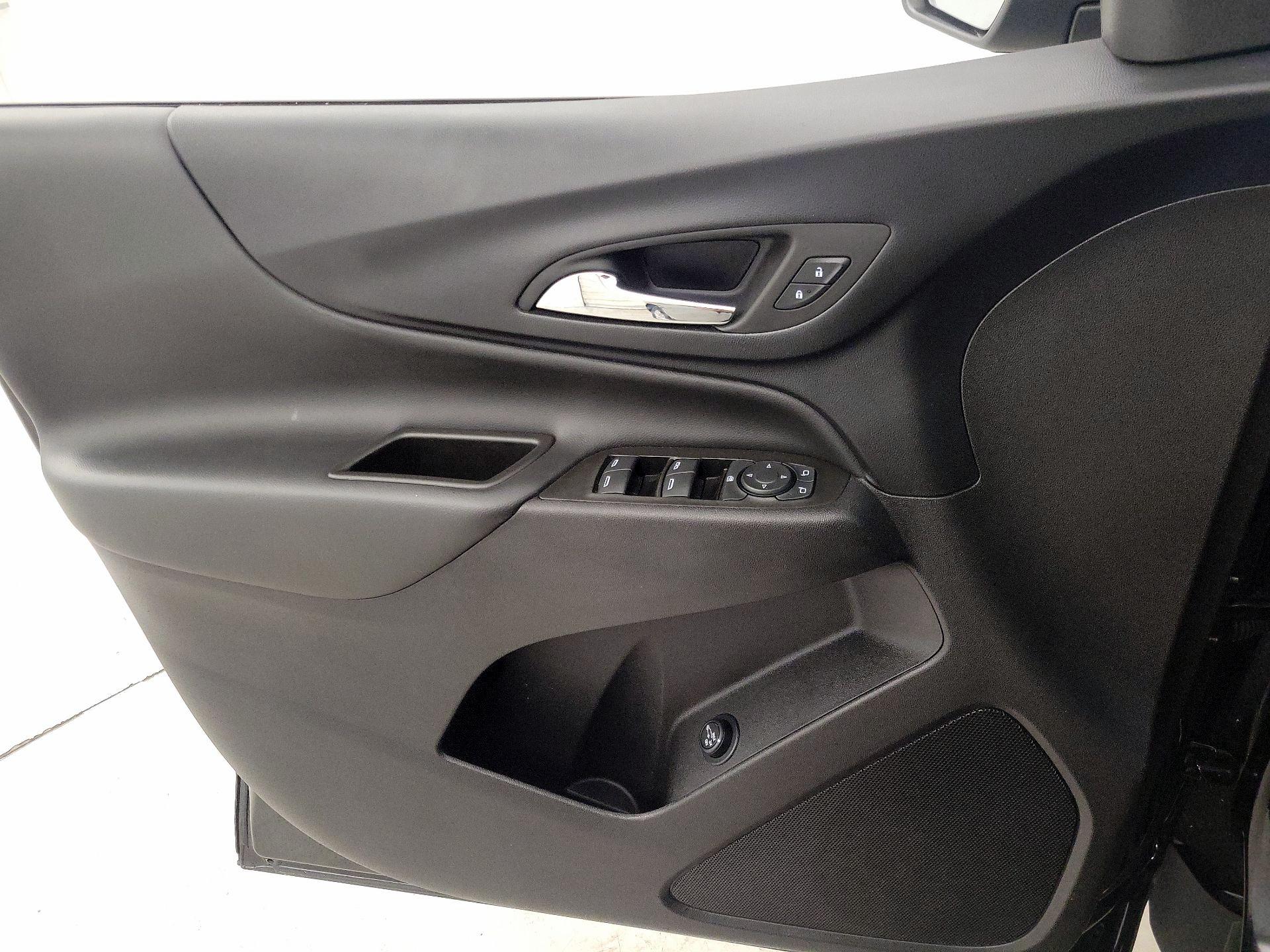 Thumbnail: 2023 Chevrolet Equinox - 12