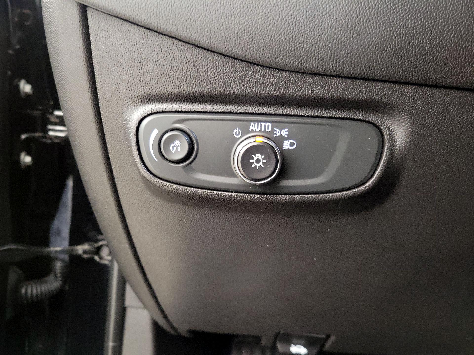 Thumbnail: 2023 Chevrolet Equinox - 13