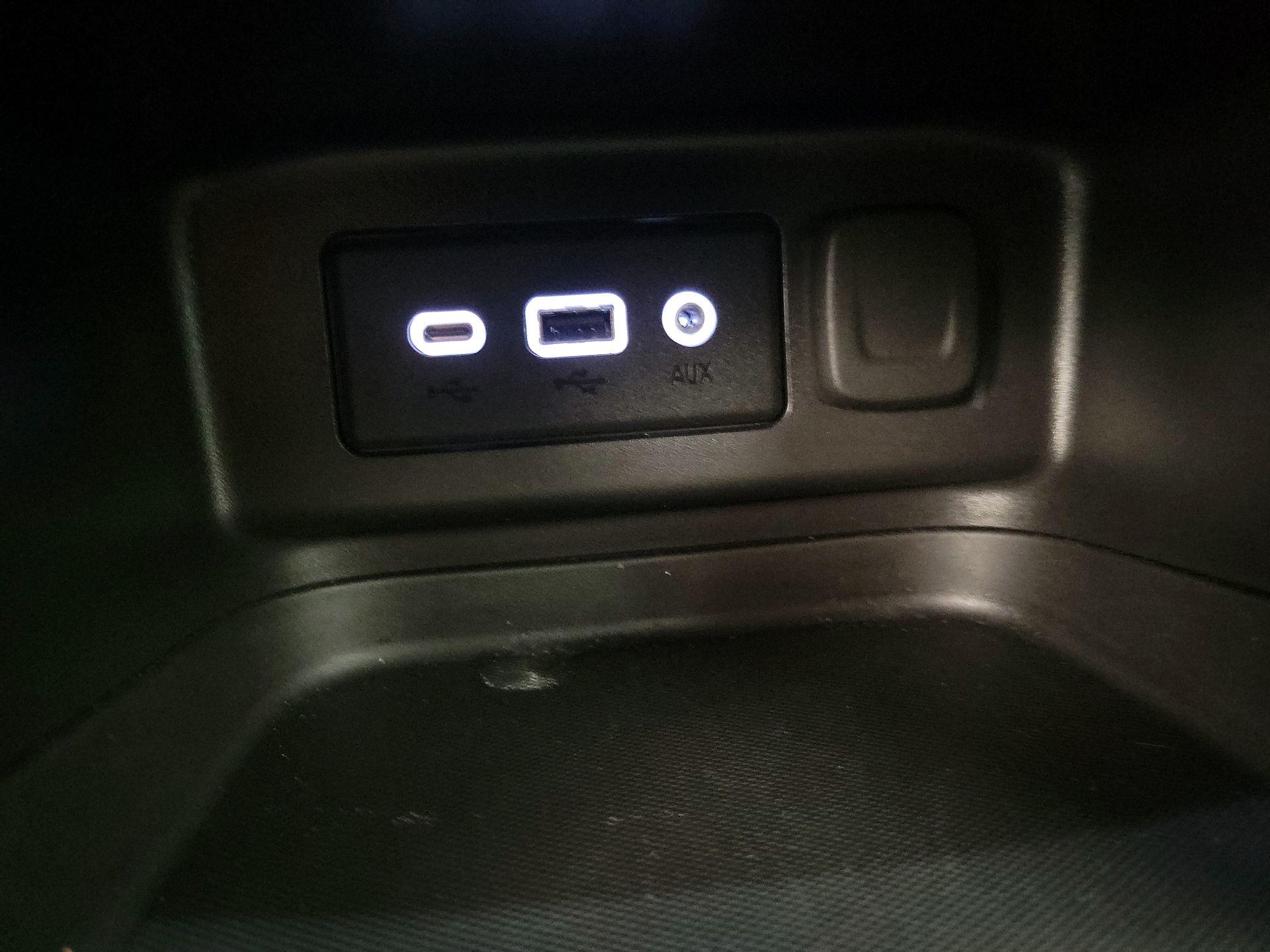 Thumbnail: 2023 Chevrolet Equinox - 18