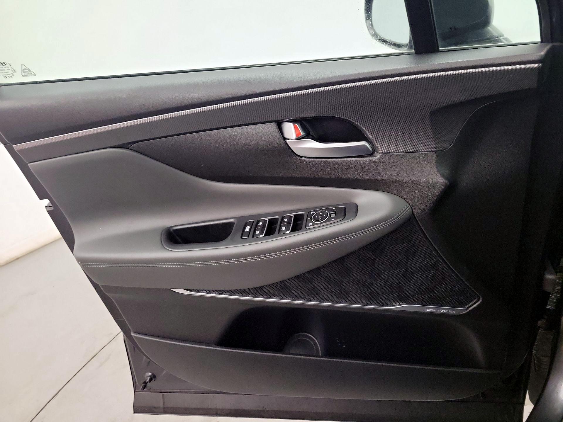 Thumbnail: 2023 Hyundai Santa Fe - 10