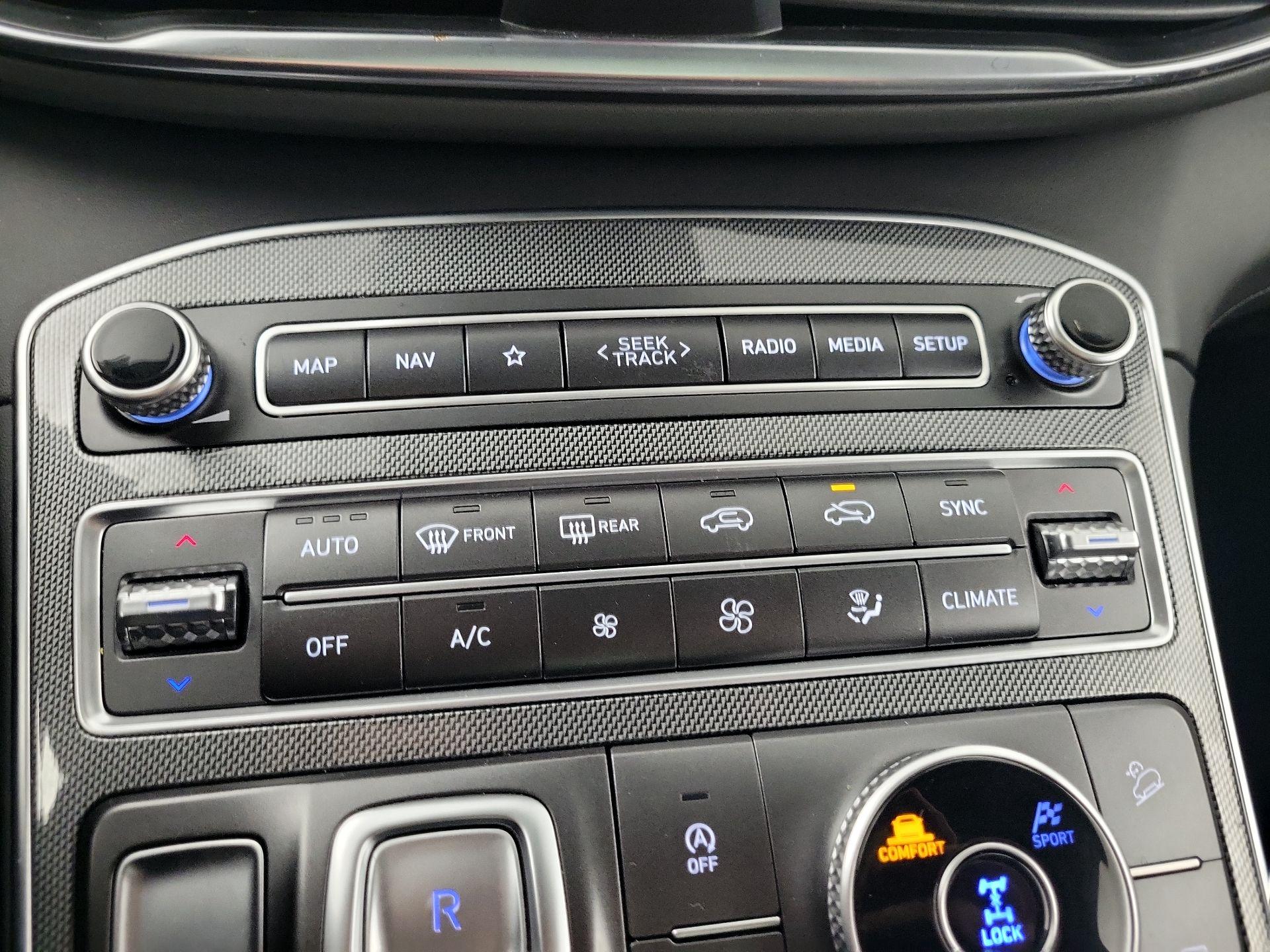 Thumbnail: 2023 Hyundai Santa Fe - 15