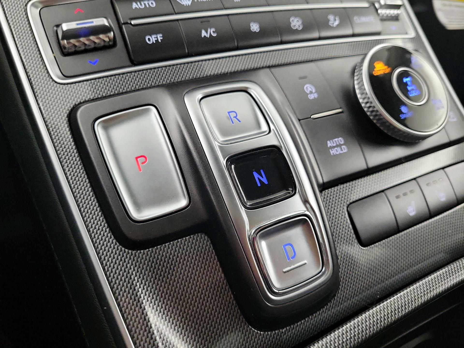 Thumbnail: 2023 Hyundai Santa Fe - 16