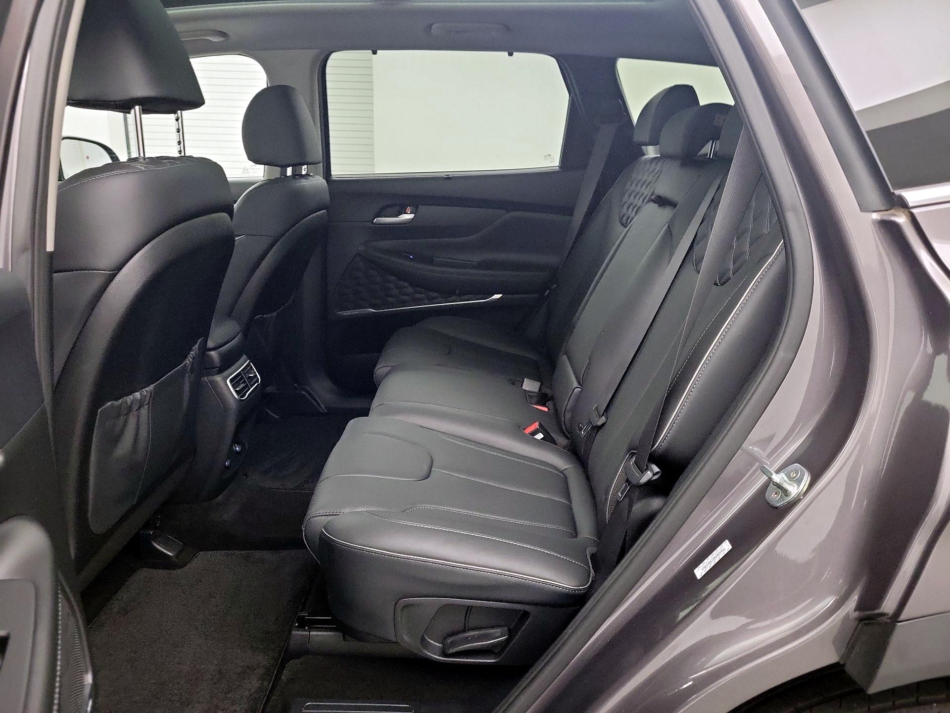 Thumbnail: 2022 Hyundai Santa Fe - 19