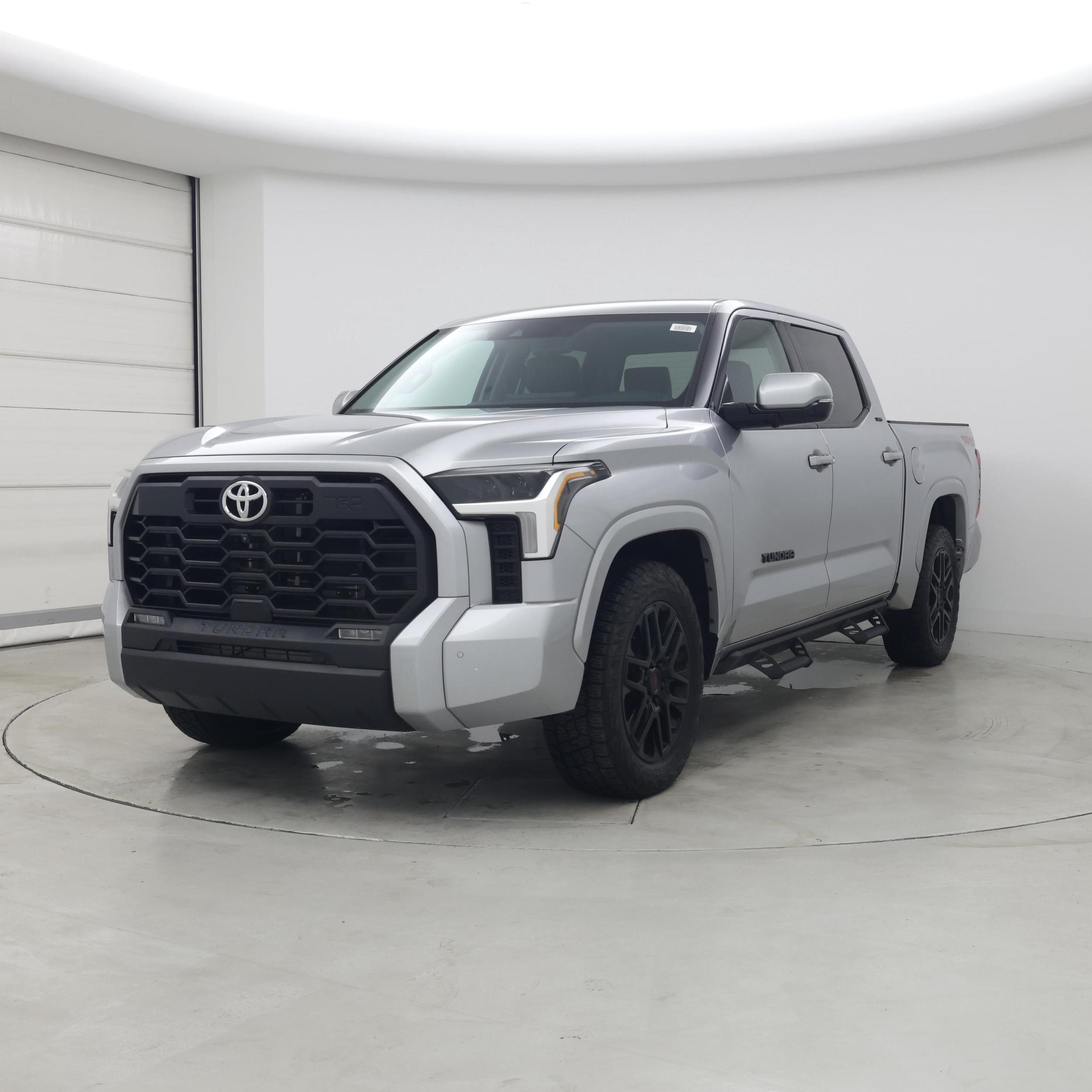 Thumbnail: 2022 Toyota Tundra - 4