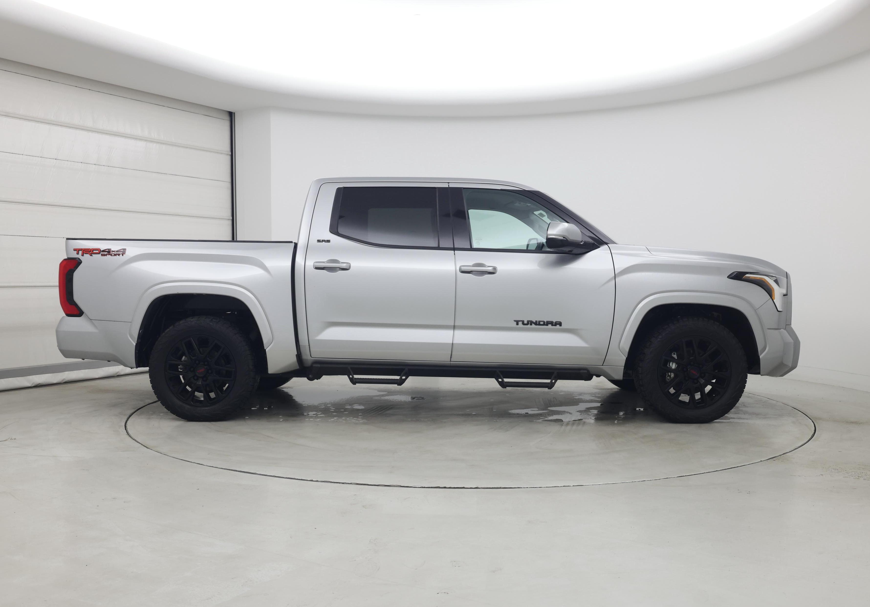 Thumbnail: 2022 Toyota Tundra - 7