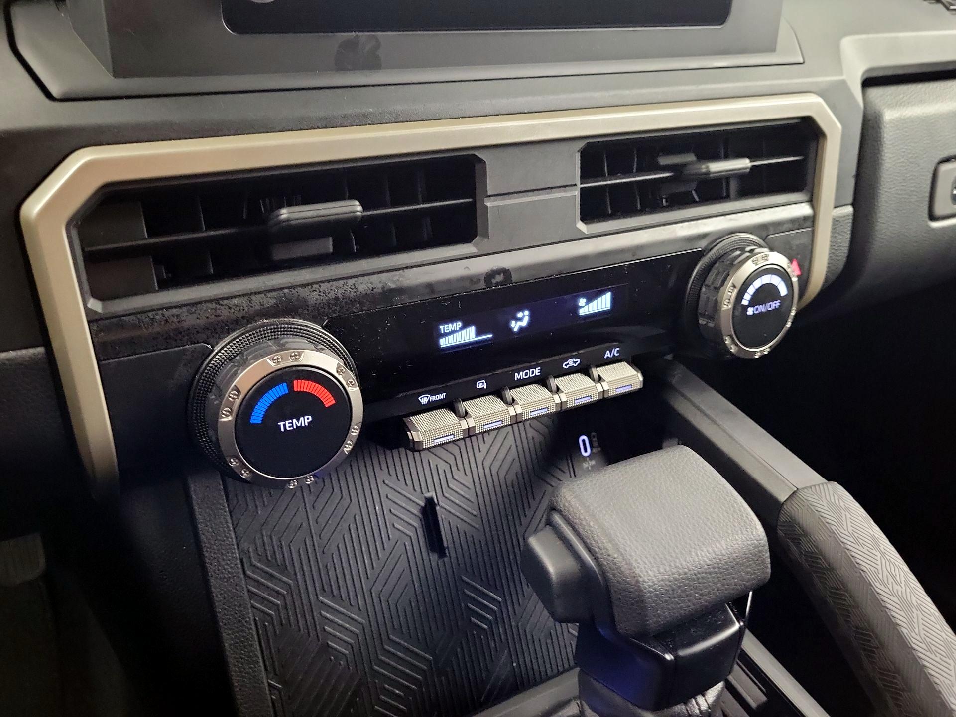 Thumbnail: 2024 Toyota Tacoma - 14