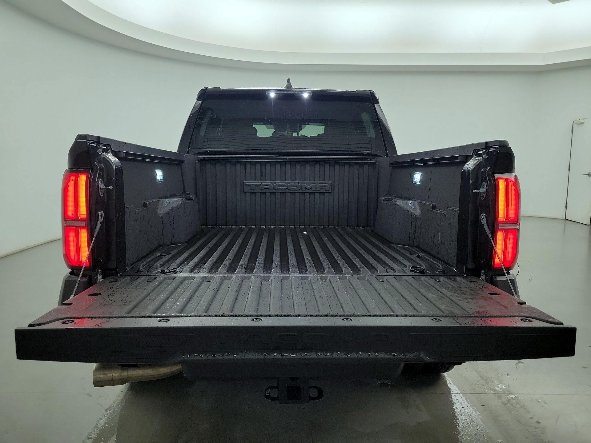 Thumbnail: 2024 Toyota Tacoma - 18