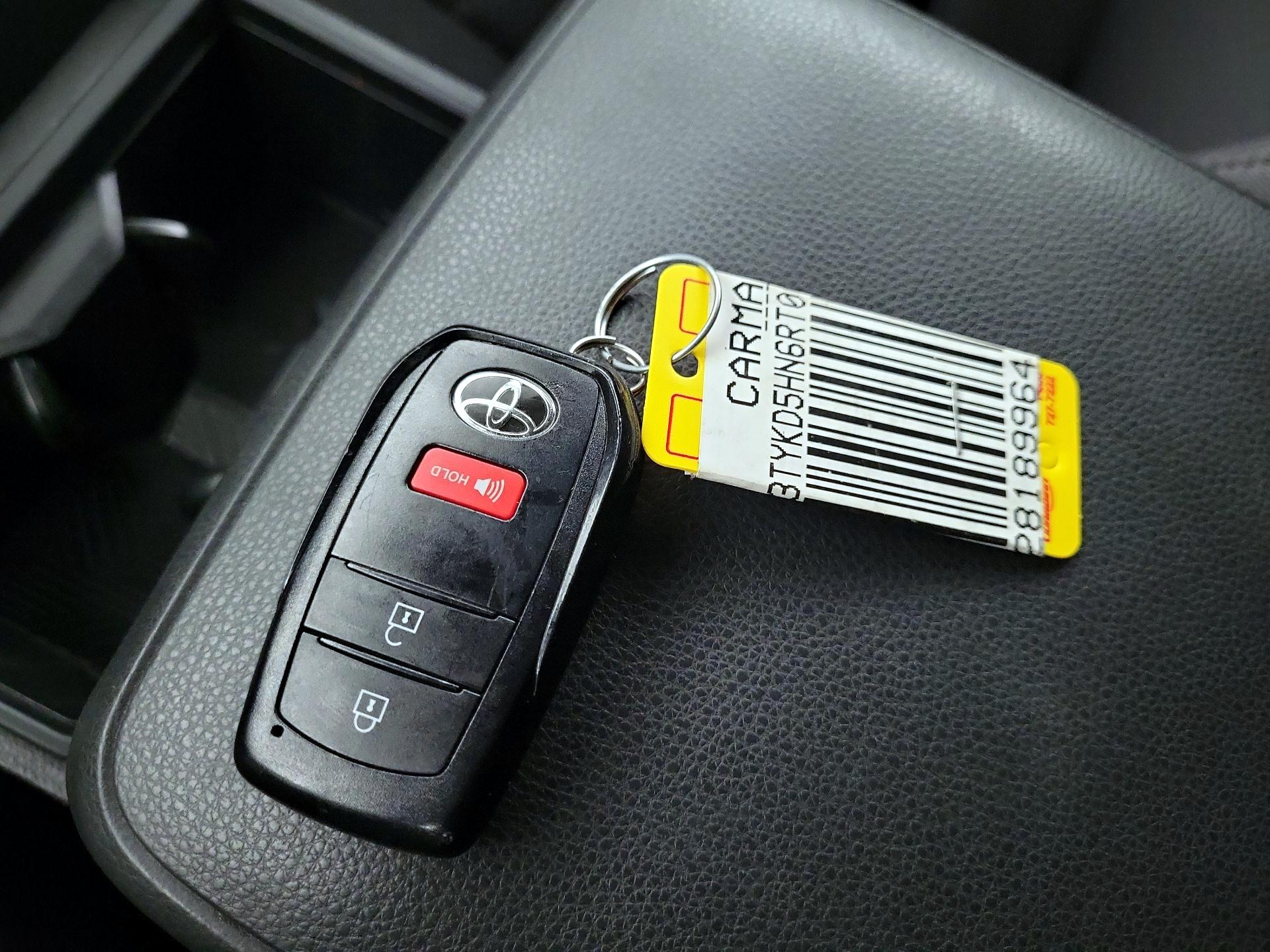 Thumbnail: 2024 Toyota Tacoma - 20