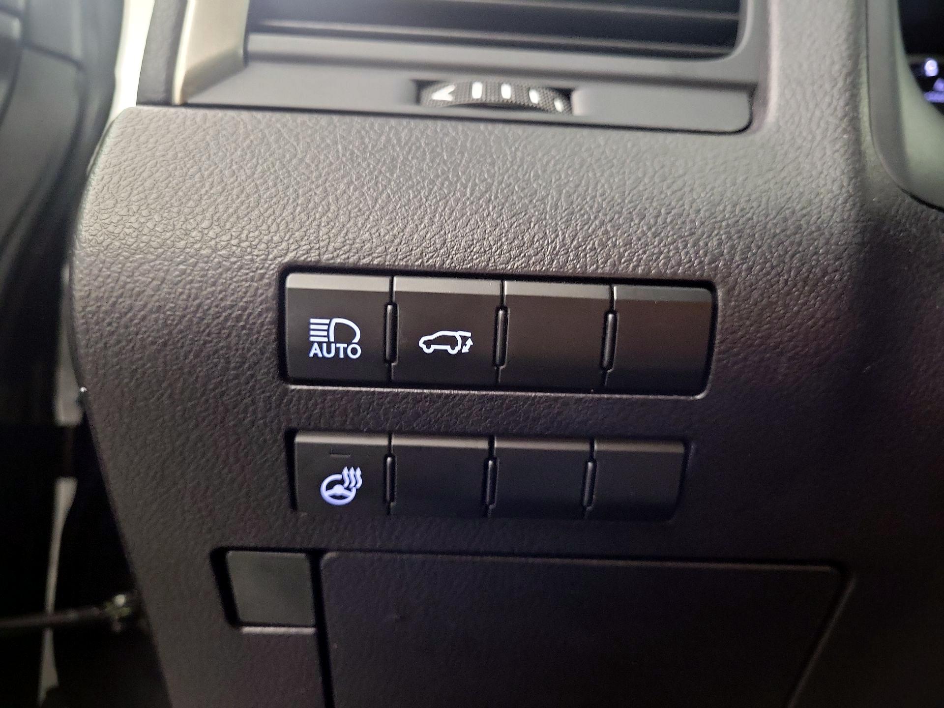 Thumbnail: 2022 Lexus RX - 11