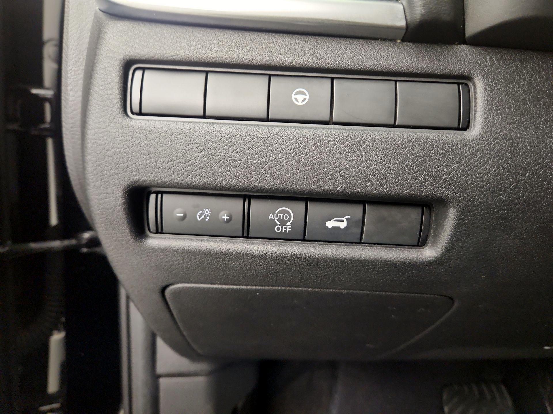 Thumbnail: 2023 Nissan Rogue - 13