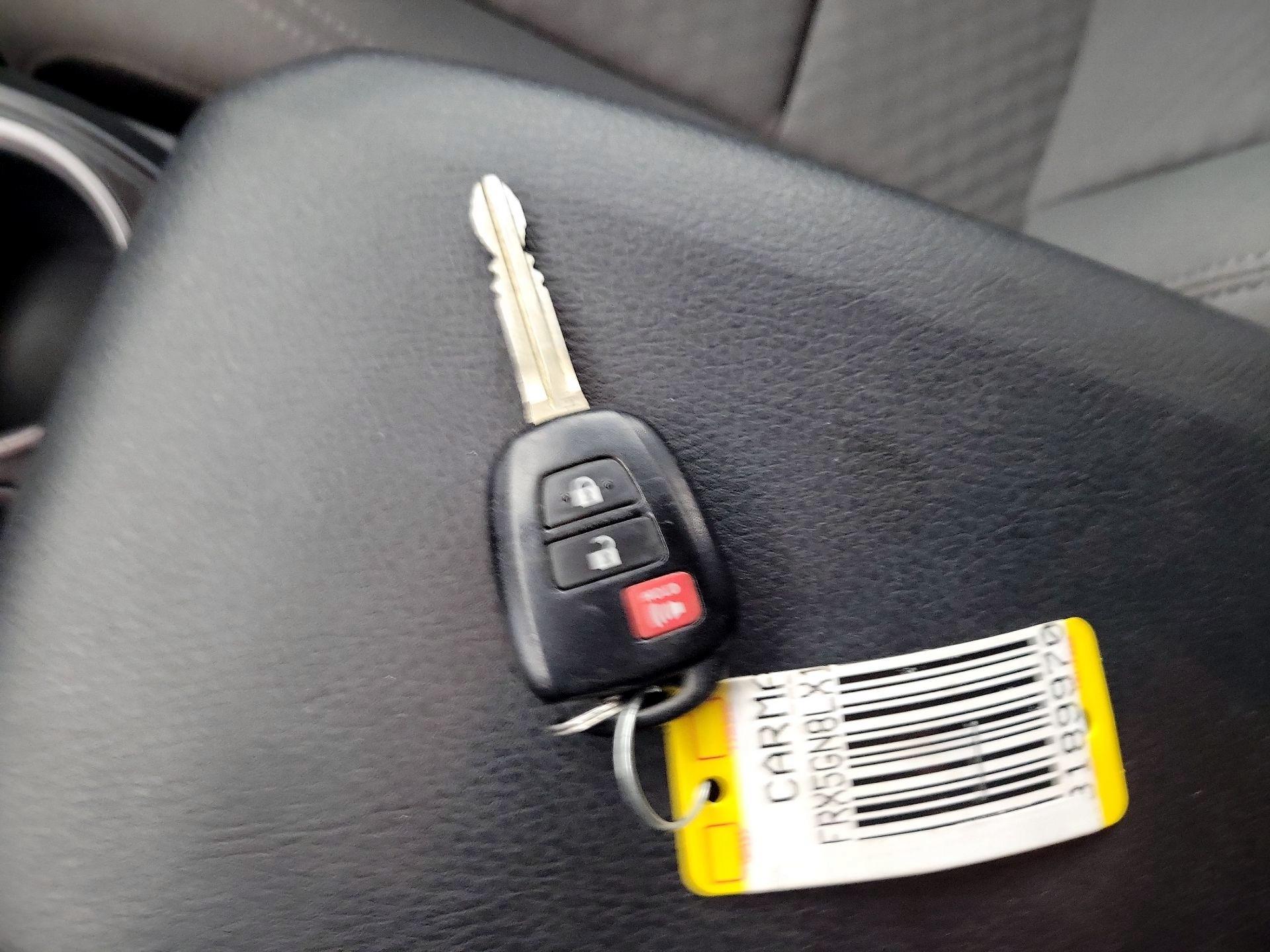 Thumbnail: 2020 Toyota Tacoma - 20