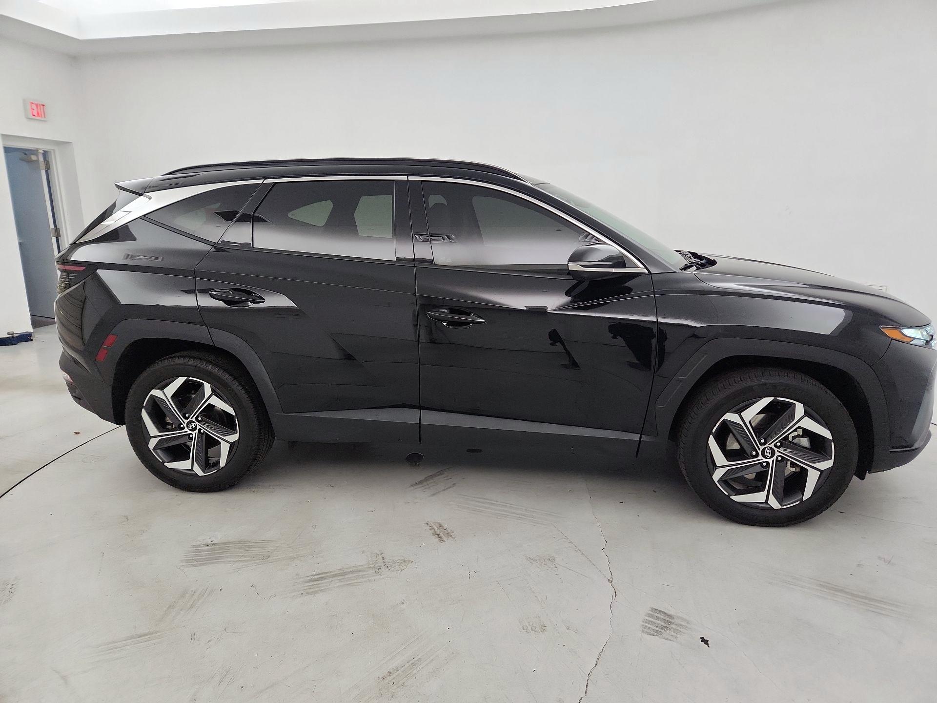 Thumbnail: 2023 Hyundai Tucson - 4