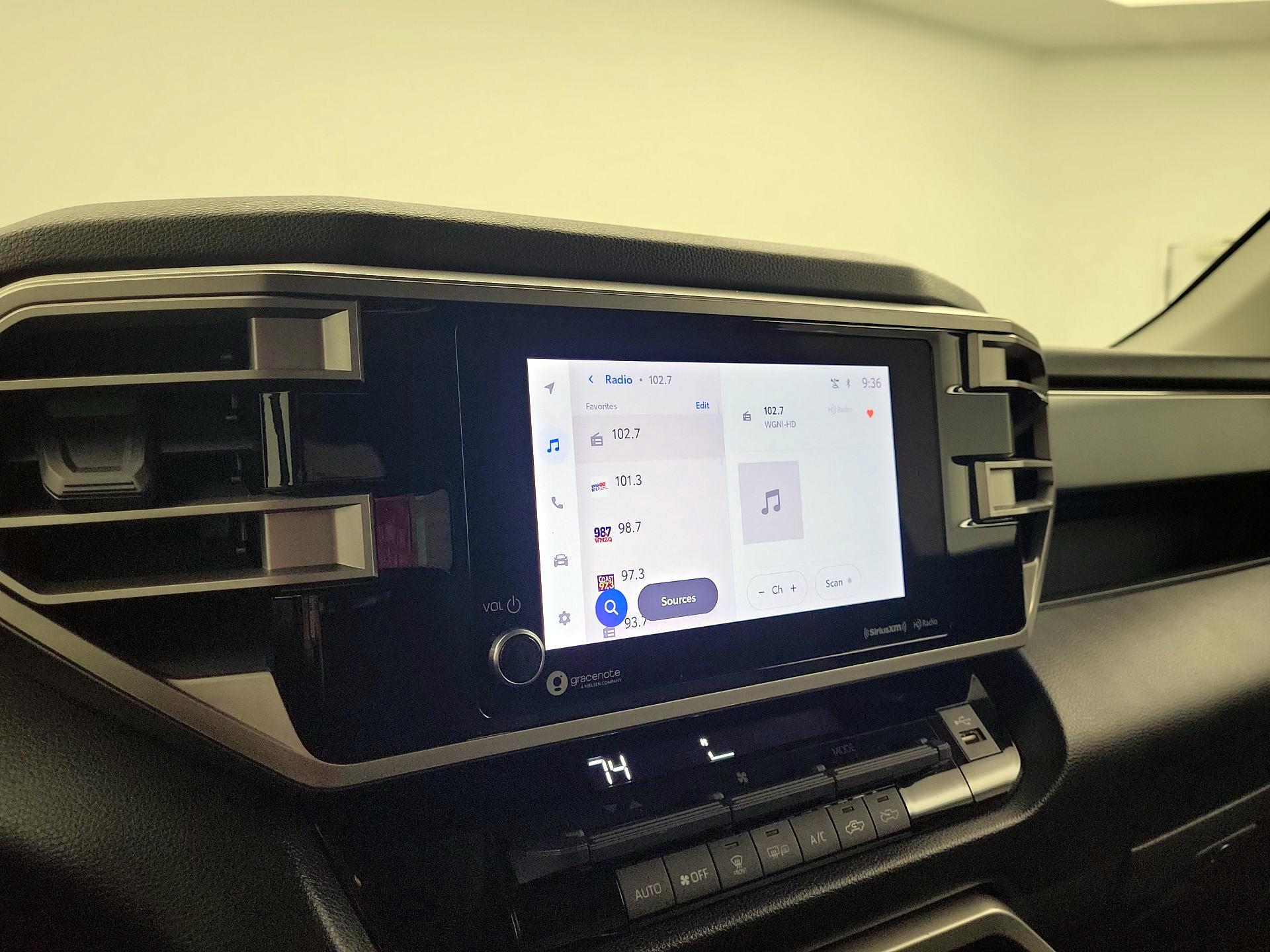 Thumbnail: 2024 Toyota Tundra - 13