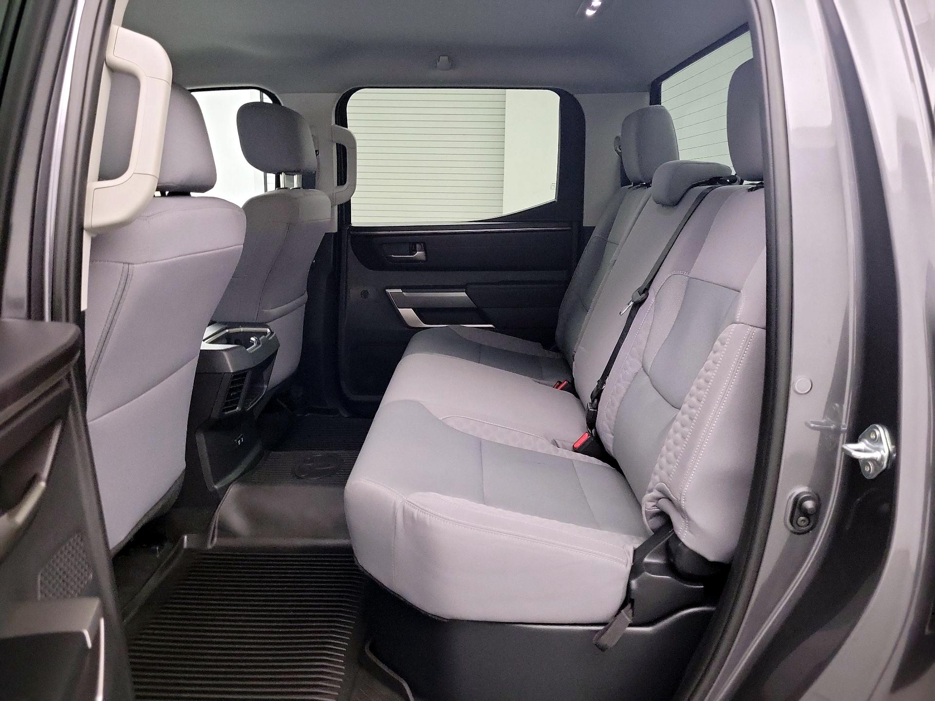 Thumbnail: 2024 Toyota Tundra - 17