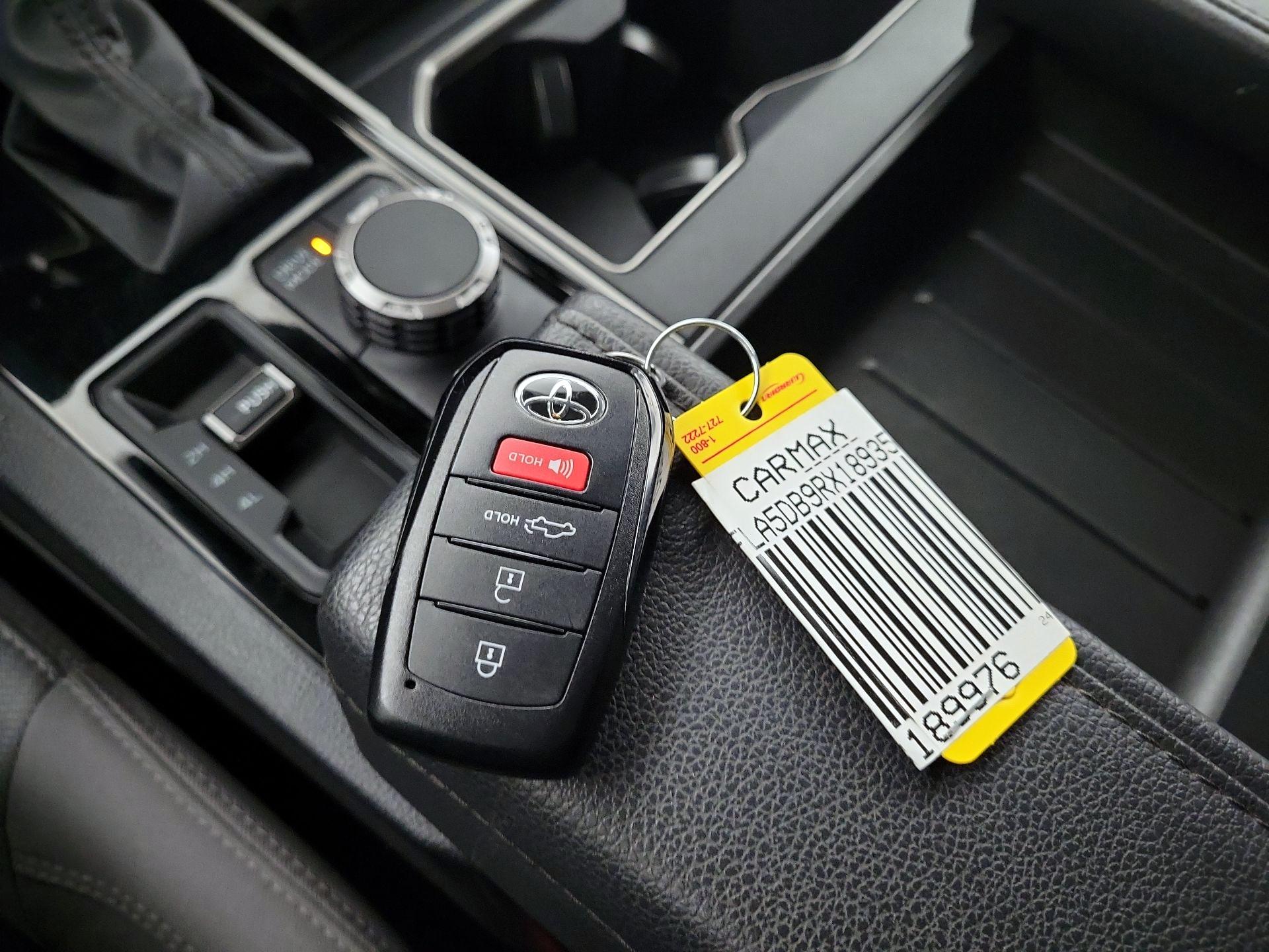 Thumbnail: 2024 Toyota Tundra - 20