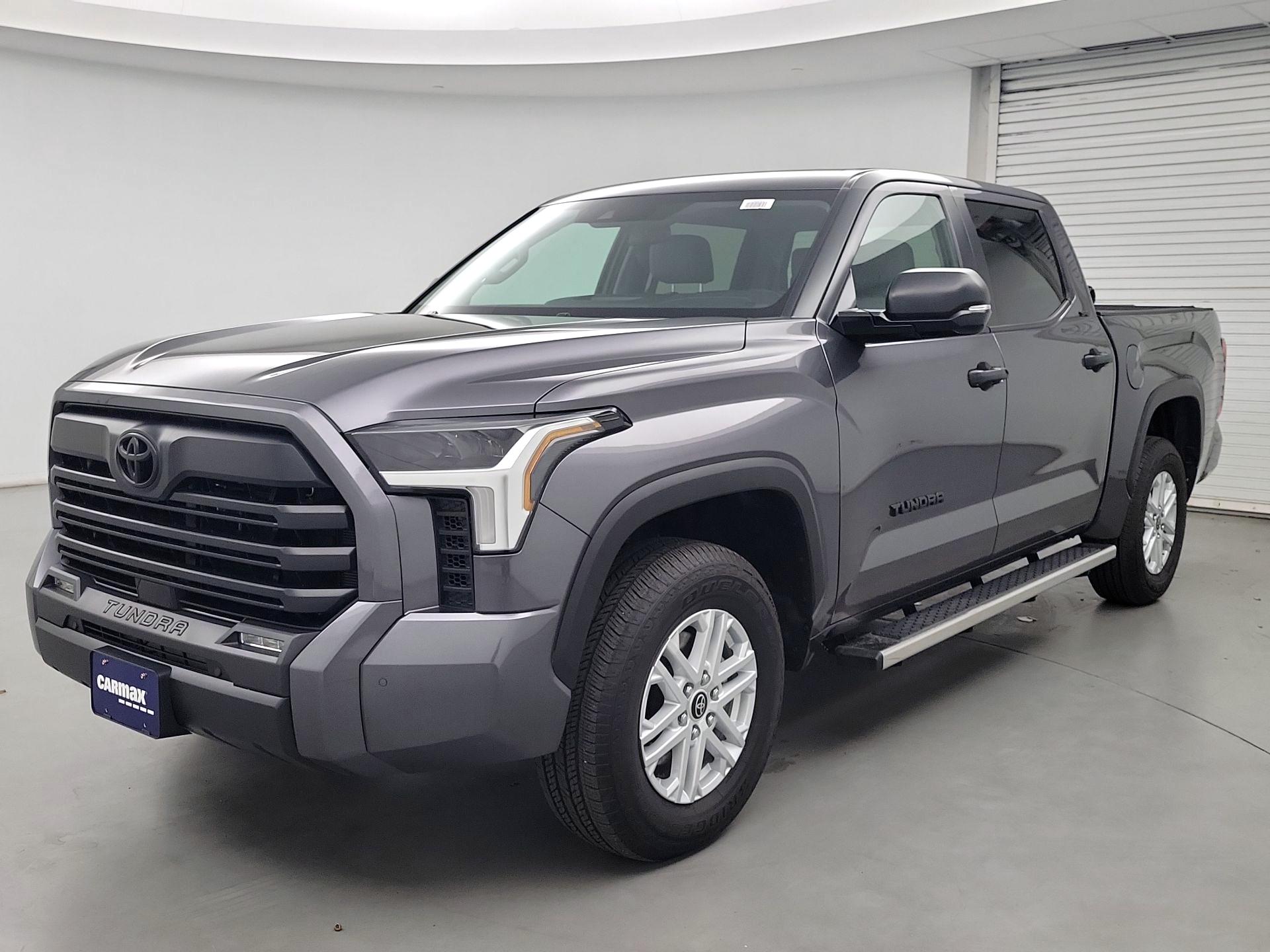 Thumbnail: 2024 Toyota Tundra - 3