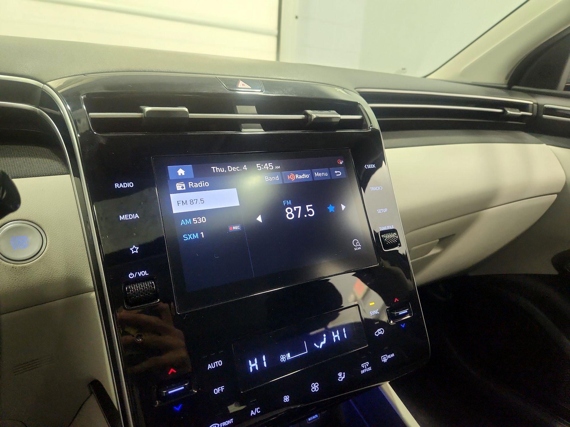 Thumbnail: 2022 Hyundai Tucson - 15