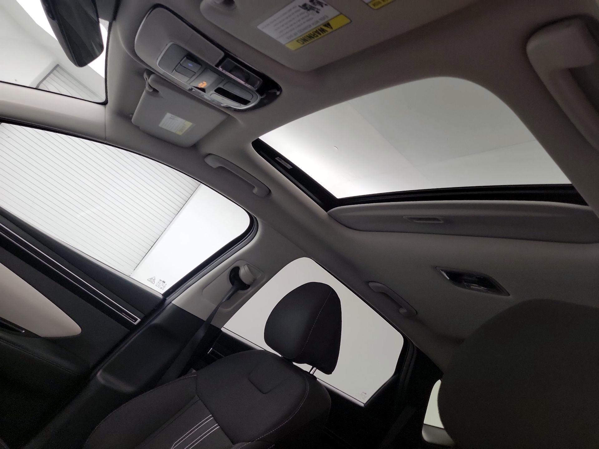 Thumbnail: 2022 Hyundai Tucson - 17