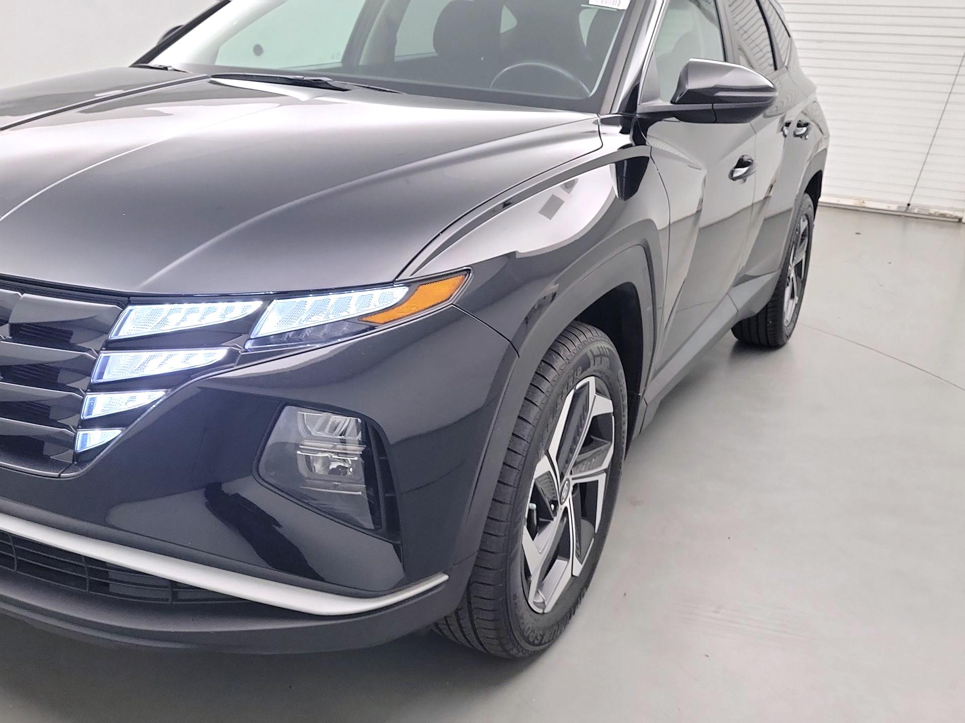 Thumbnail: 2022 Hyundai Tucson - 3