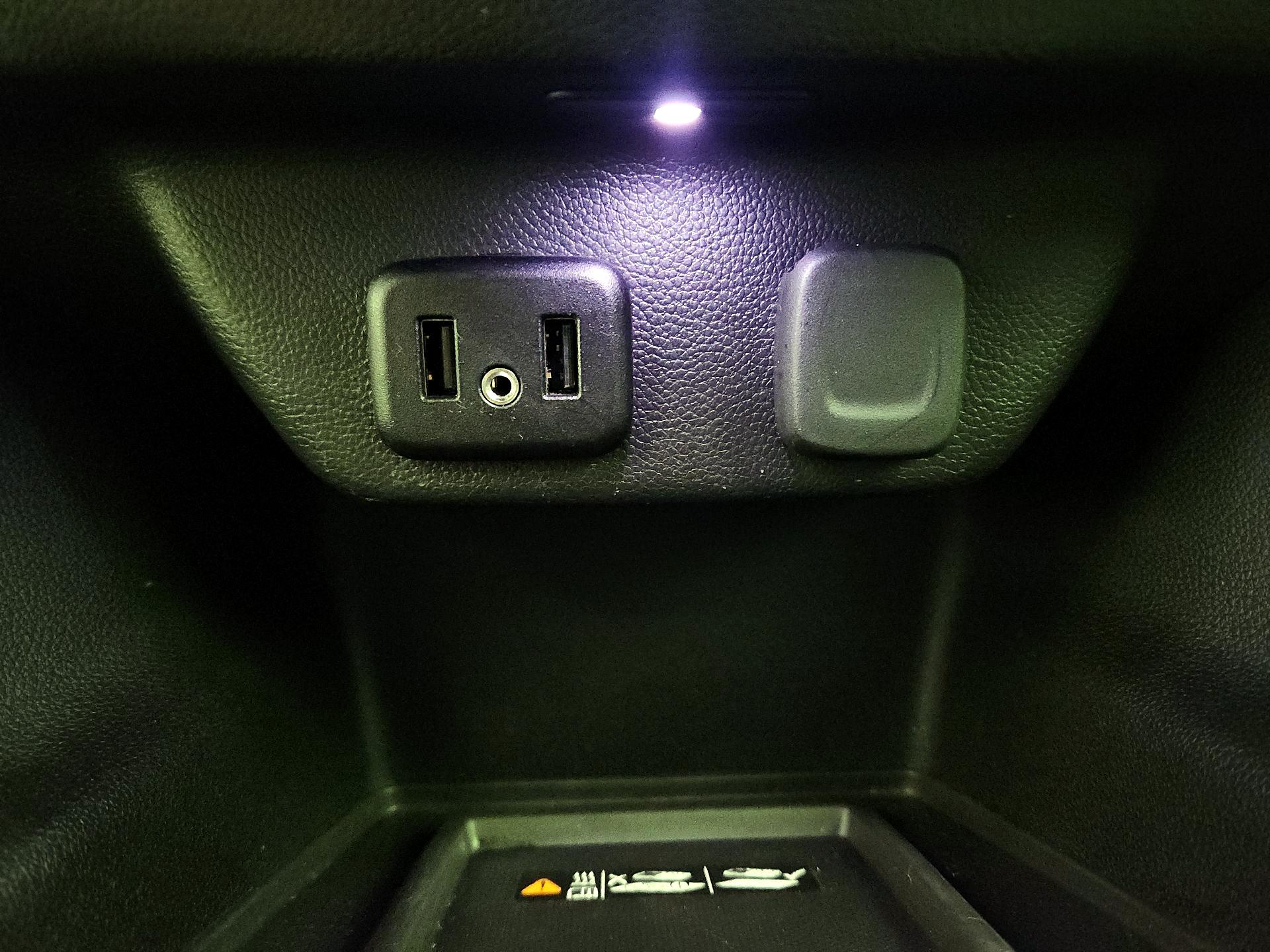 Thumbnail: 2023 Chevrolet Traverse - 18